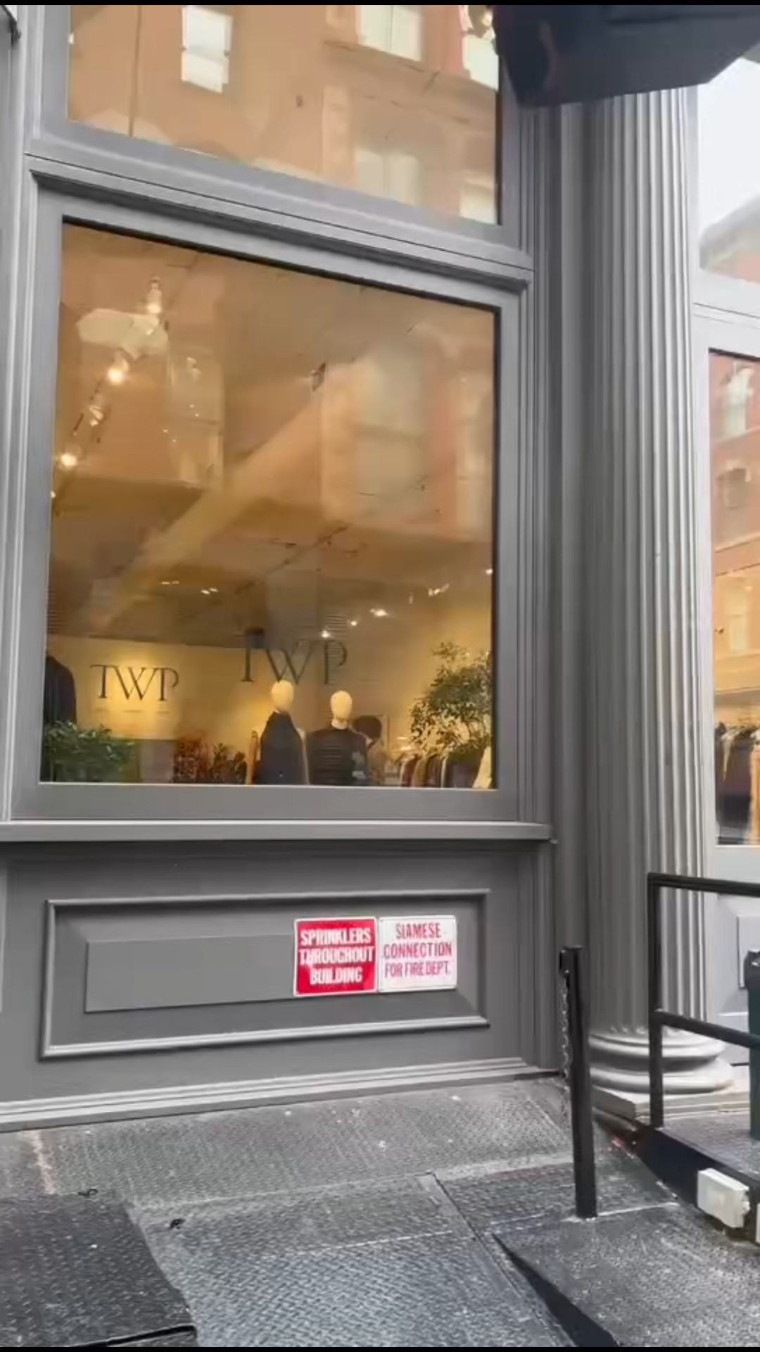 Come with us to select our looks for speaking at the @Barrons @barronsadvisor Women's Summit! 
.
.

#FinancialFashion #FashionEvent #StyleAndFinance #InvestmentFashion #MoneyStyle #ChicInvestment #WealthyWardrobe #CapitalChic #LuxuryLooks #FinanceInStyle #FashionAndFinance #SmartStyle #BusinessAttire #MoneyMindedFashion #TrendyInvestments #GlamourAndFinance #NetworkingEvent #StyleToSuccess #FinancialSavvy #EventFashion

#LTKBeauty #LTKSeasonal #LTKgrwm