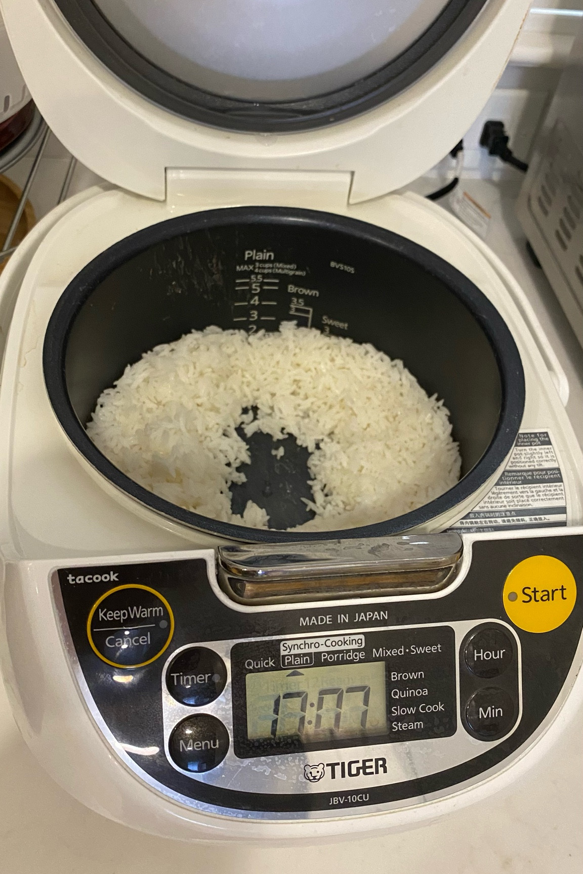 Tiger Gourmet Rice Cooker 