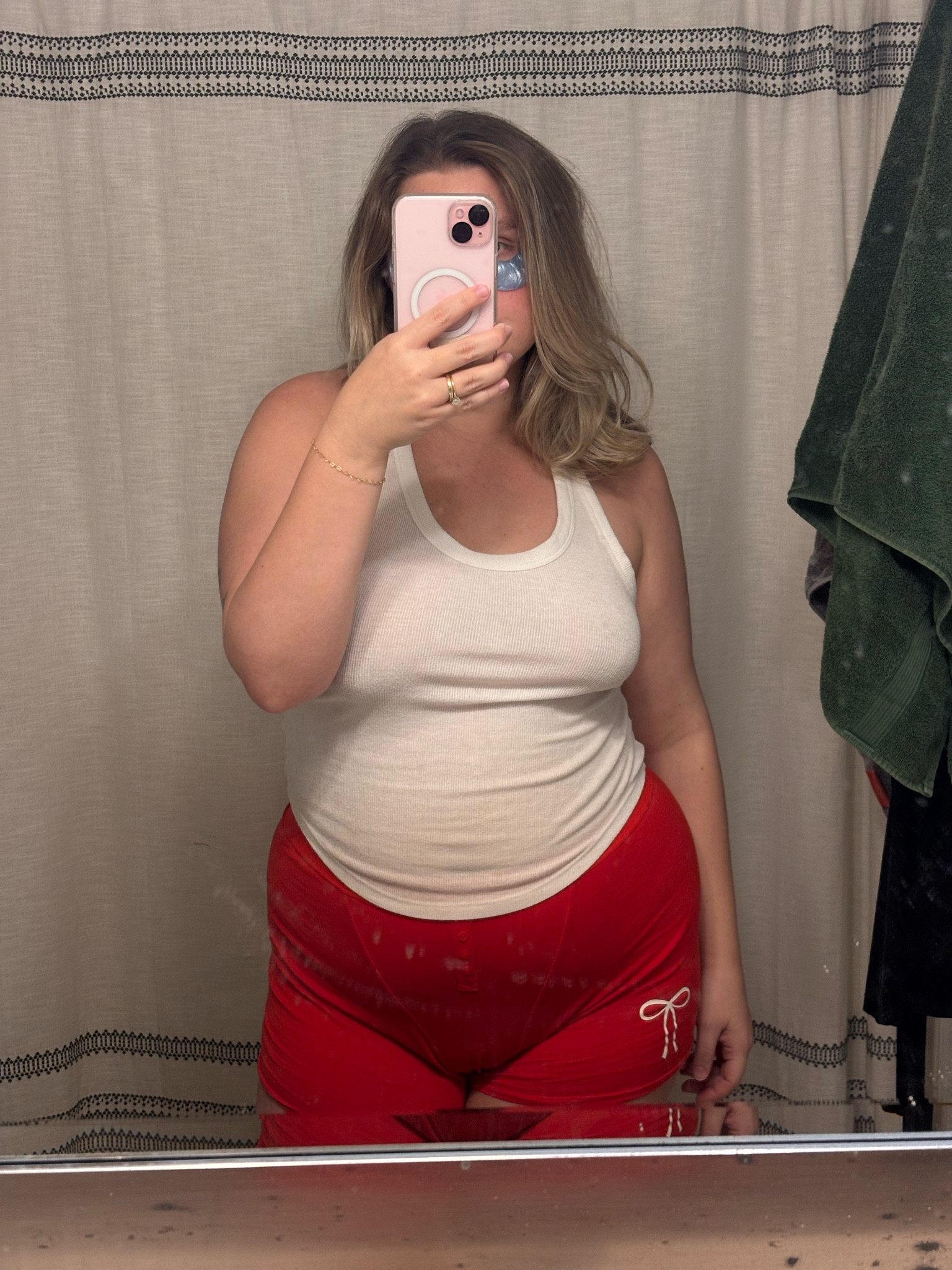 Hot natured galssss ❄️🔥 these boxers are perfect to sleep in 

#LTKHoliday #LTKMidsize