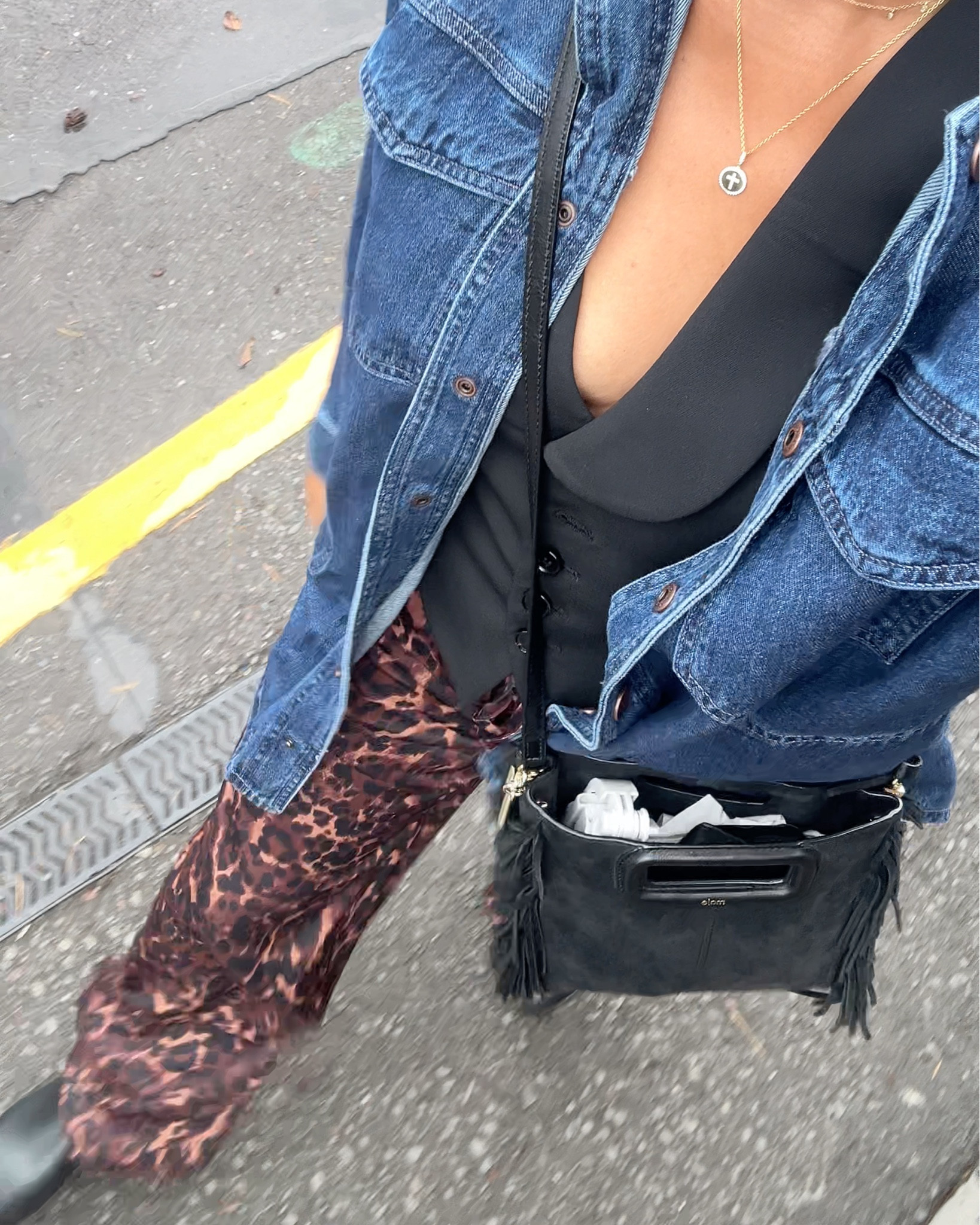 Trying to go out of my box with these fun print pants

#LTKSeasonal #LTKTravel #LTKStyleTip