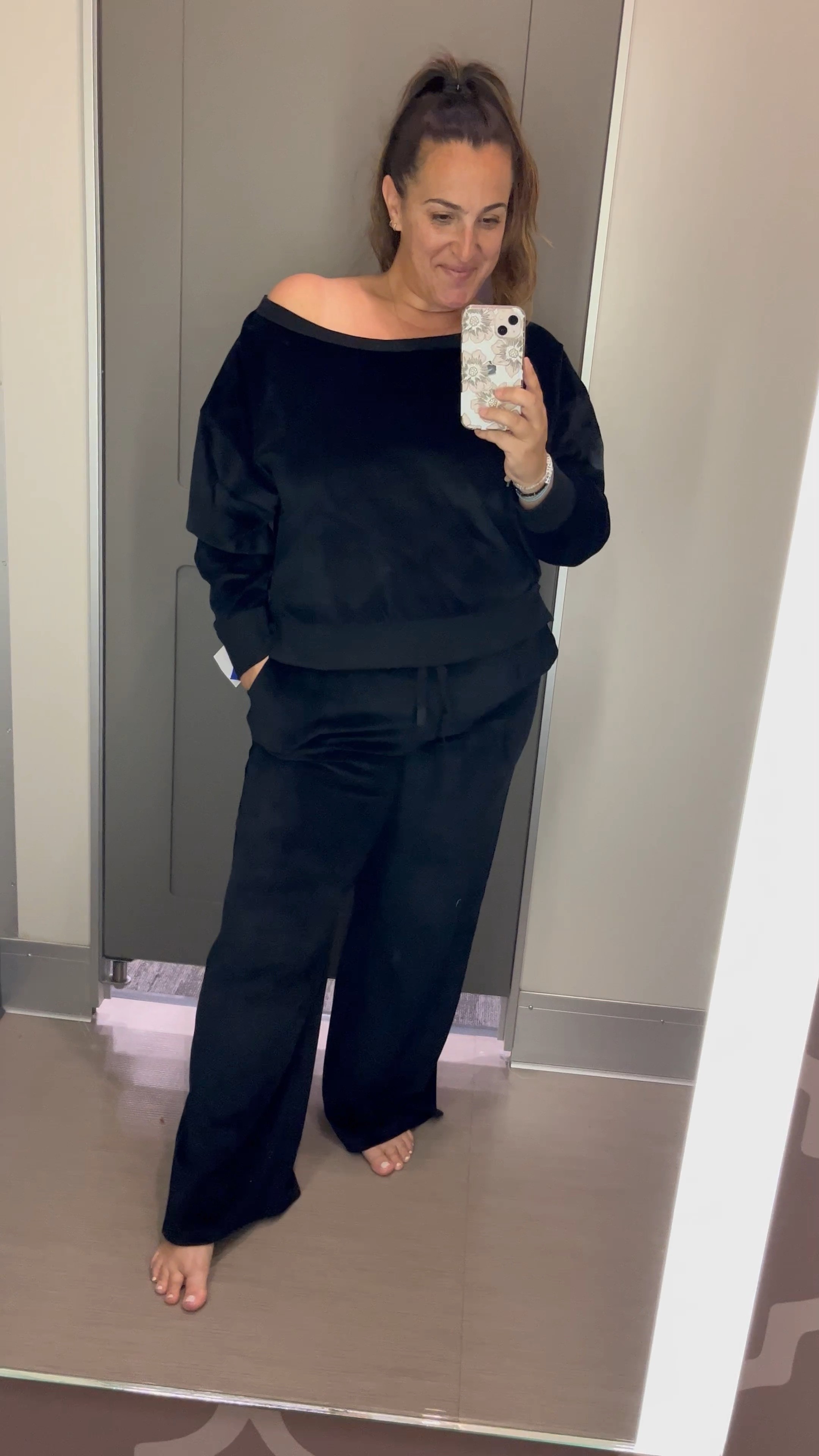 Velour is BACK yall! Wide leg velour pants with a cute boat neck cropped velour sweatshirt from Target. 

I’m wearing an XL in both pieces. 

#LTKunder50 #LTKcurves #LTKstyletip