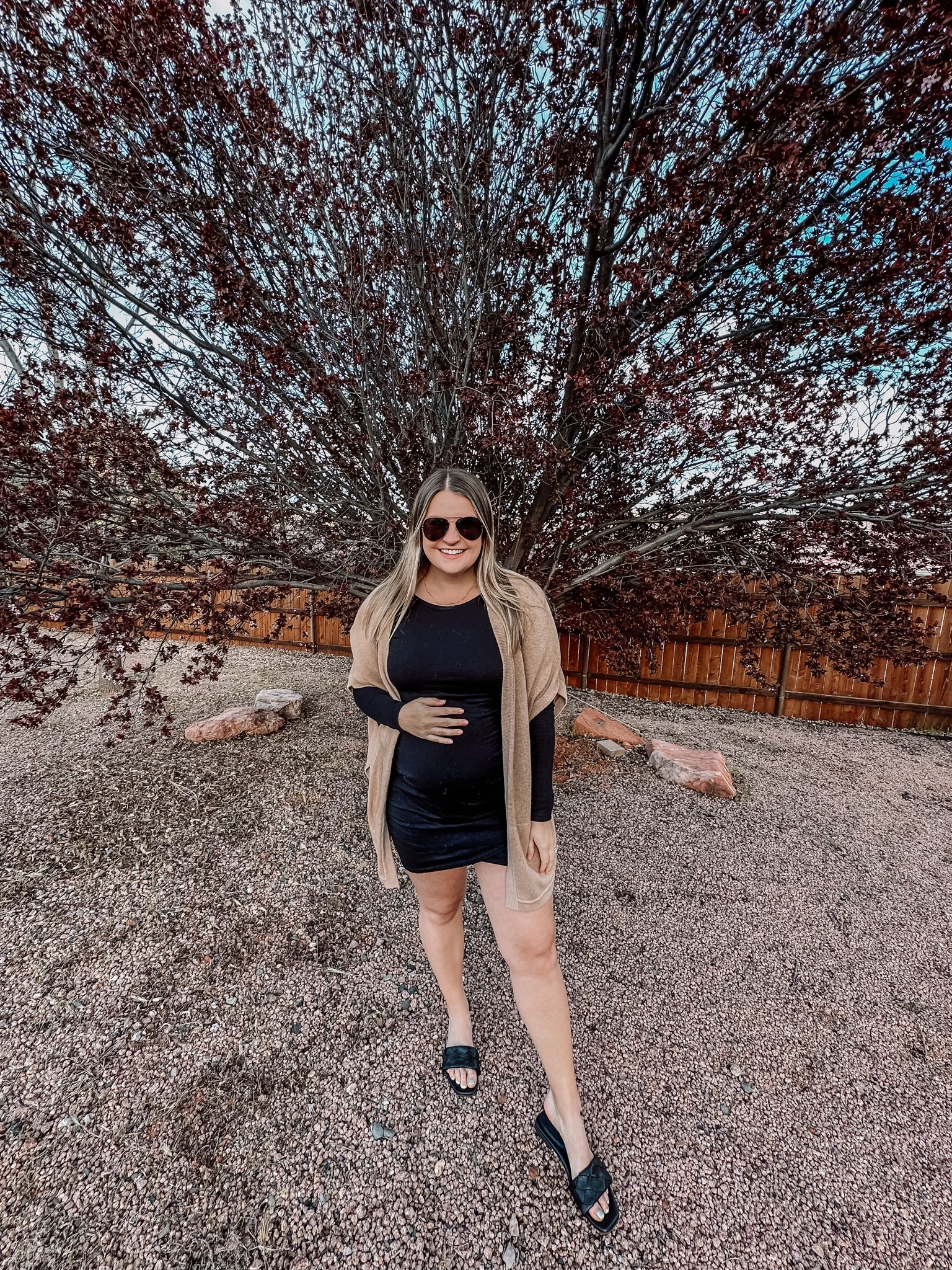 Happy Saturday - can’t believe I’m almost halfway through pregnancy already🌸

#LTKstyletip #LTKbump #LTKSeasonal