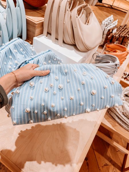 // pearl clutch // Anthropologie finds // Anthropologie spring // 

#LTKstyletip #LTKfindsunder100 #LTKitbag