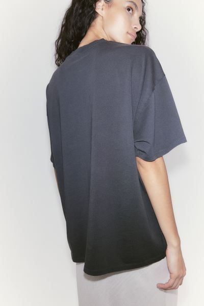 Oversized motif-detail T-shirt | H&M (UK, MY, IN, SG, PH, TW, HK)