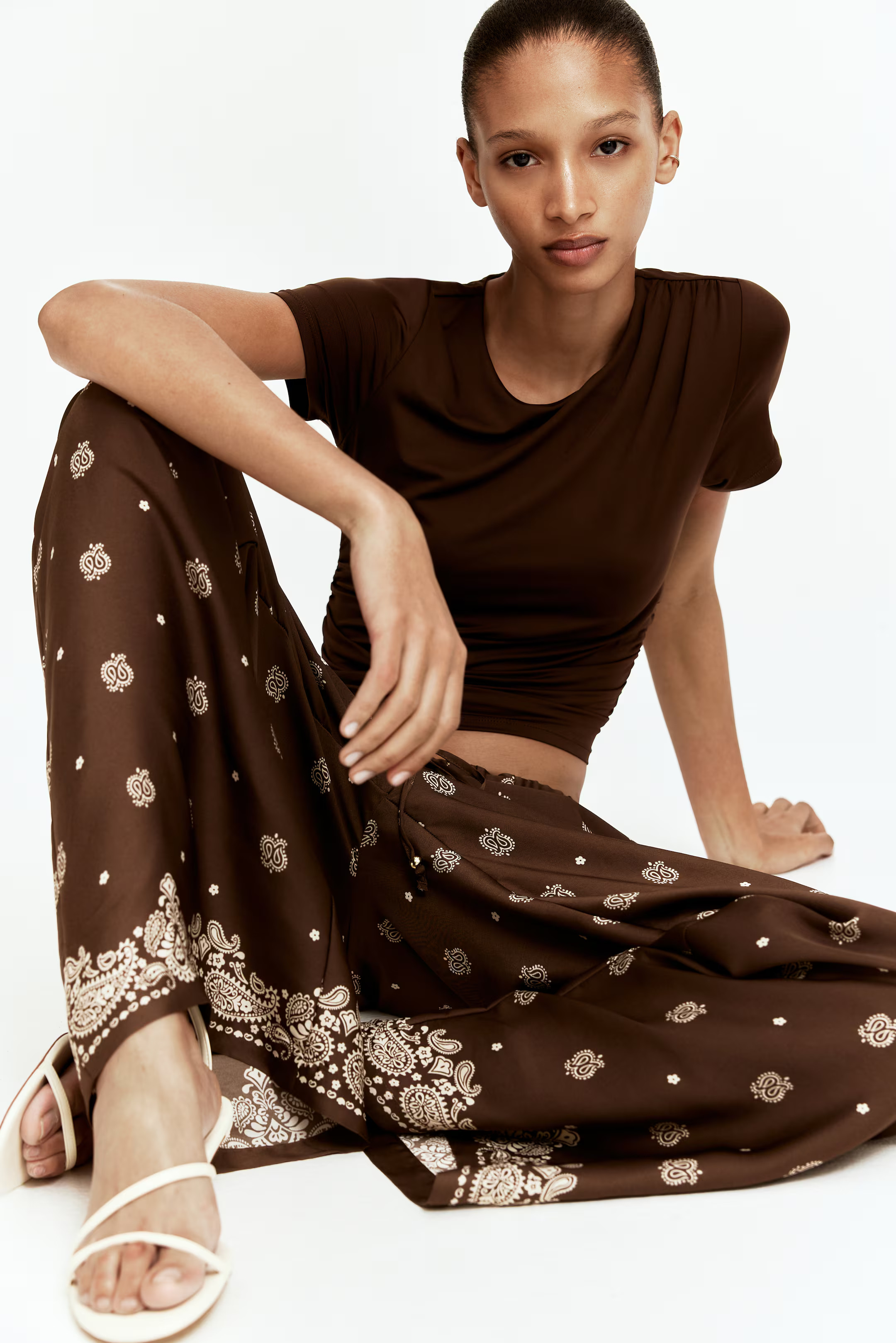Wide drawstring trousers | H&M (UK, MY, IN, SG, PH, TW, HK)