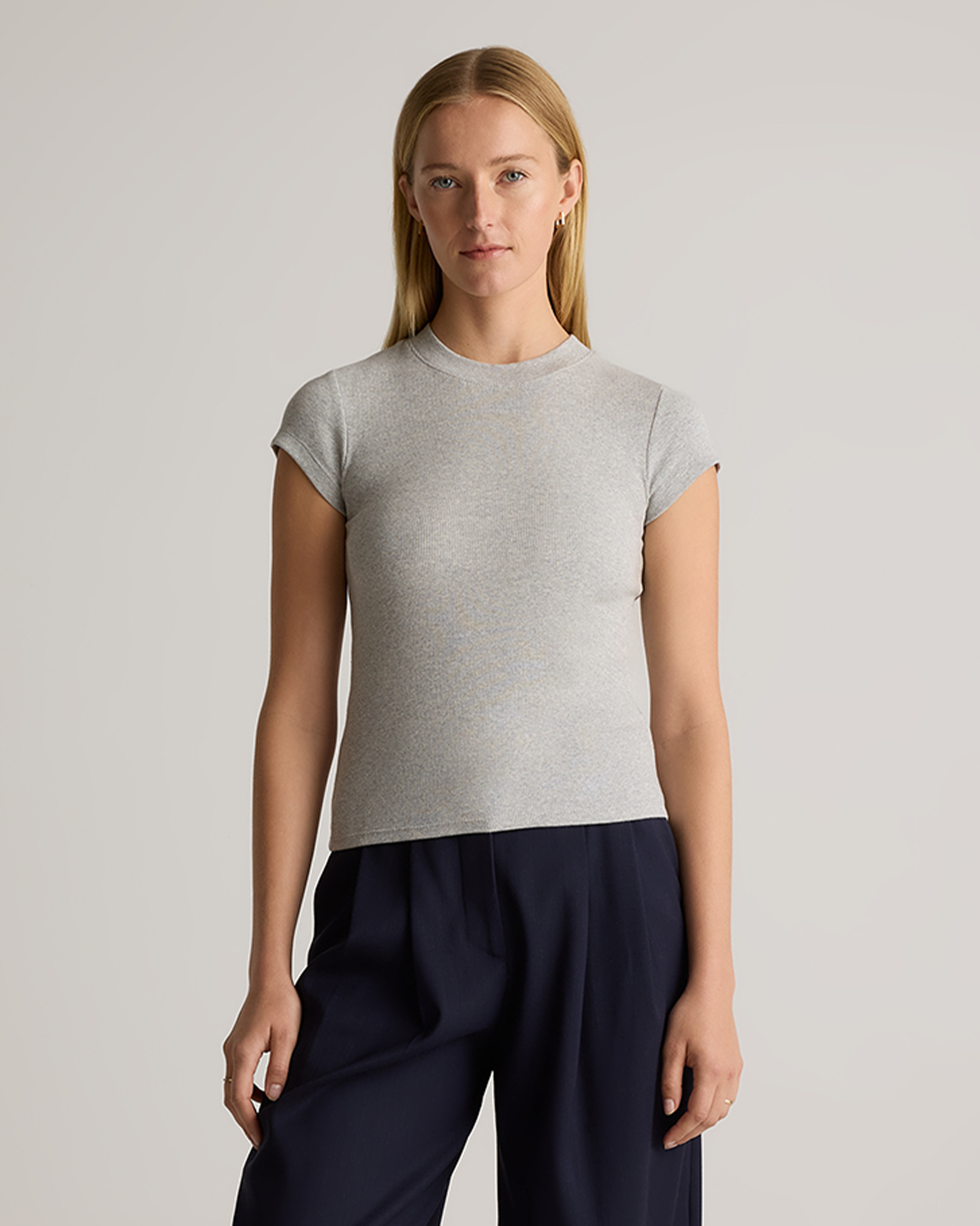 Quince | Women's Micro-Rib Crewneck T-Shirt in Heather Grey, Size Medium, Organic Cotton | Quince