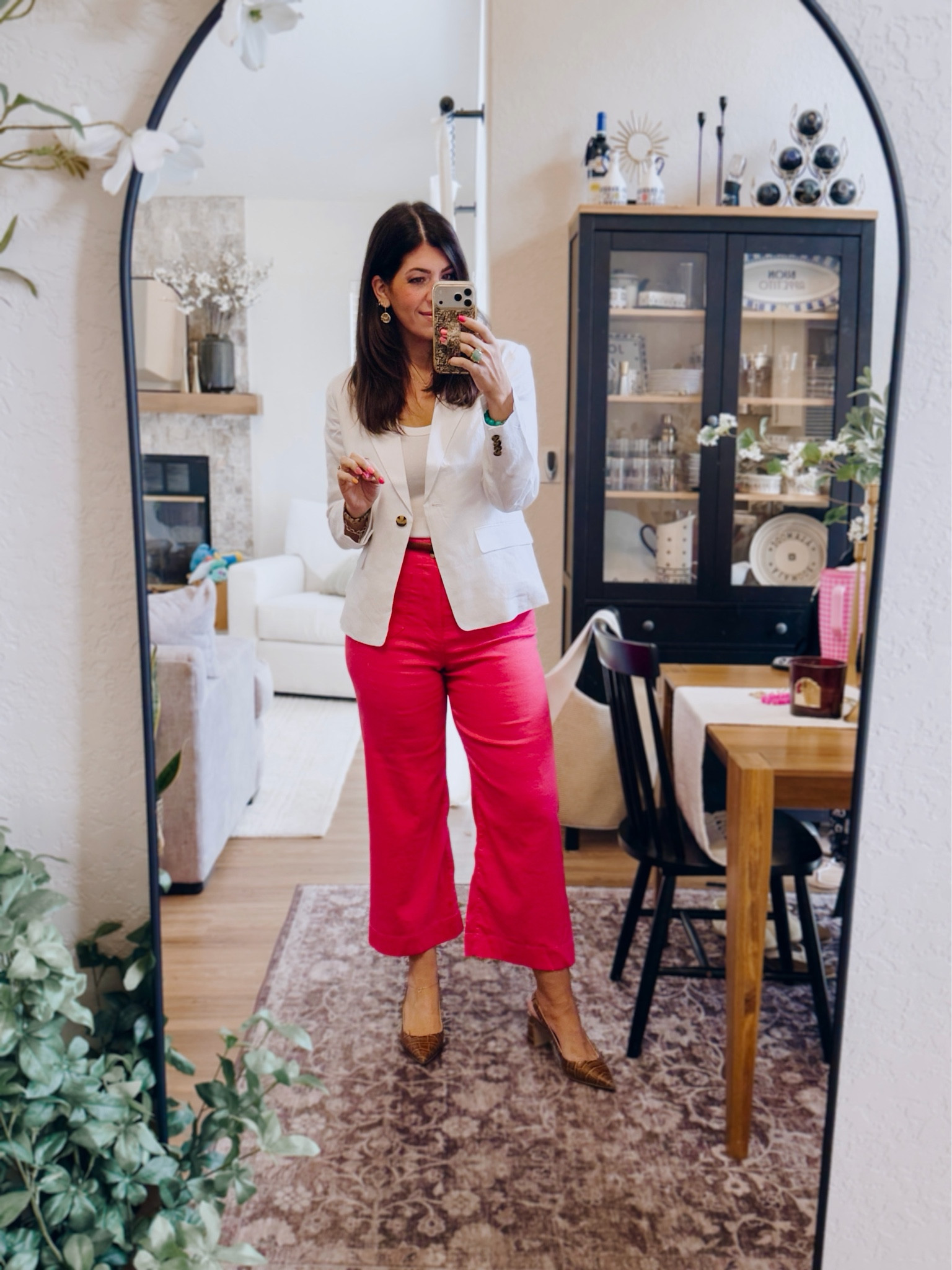 Recent workwear 
In a medium blazer and 29 pants

#LTKWorkwear #LTKTall #LTKMidsize