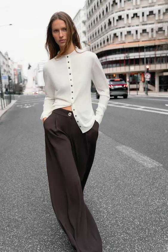 PALAZZO TROUSERS WITH GOLDEN BUTTON | Zara UK