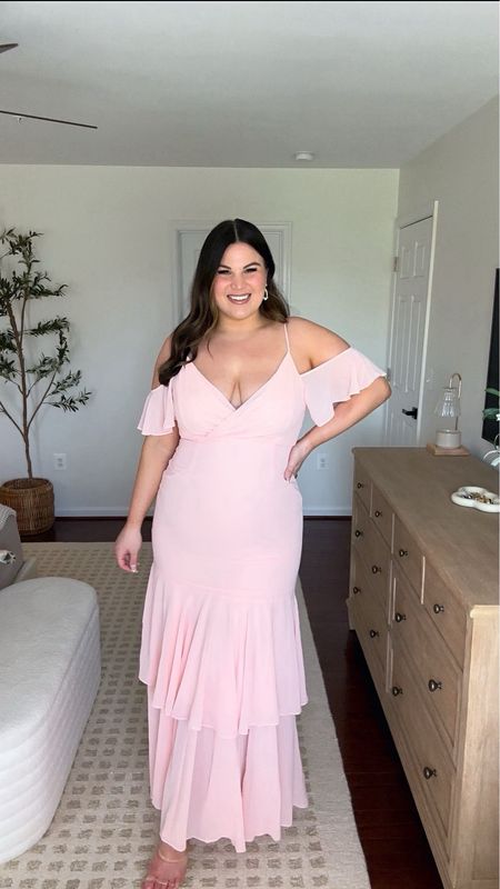 Spring wedding guest dresses from Lulus! Wearing a size XL 

Spring wedding, spring dresses, spring wedding guest dresses, wedding, wedding guest, spring wedding guest



#LTKMidsize #LTKWedding #LTKFindsUnder50
