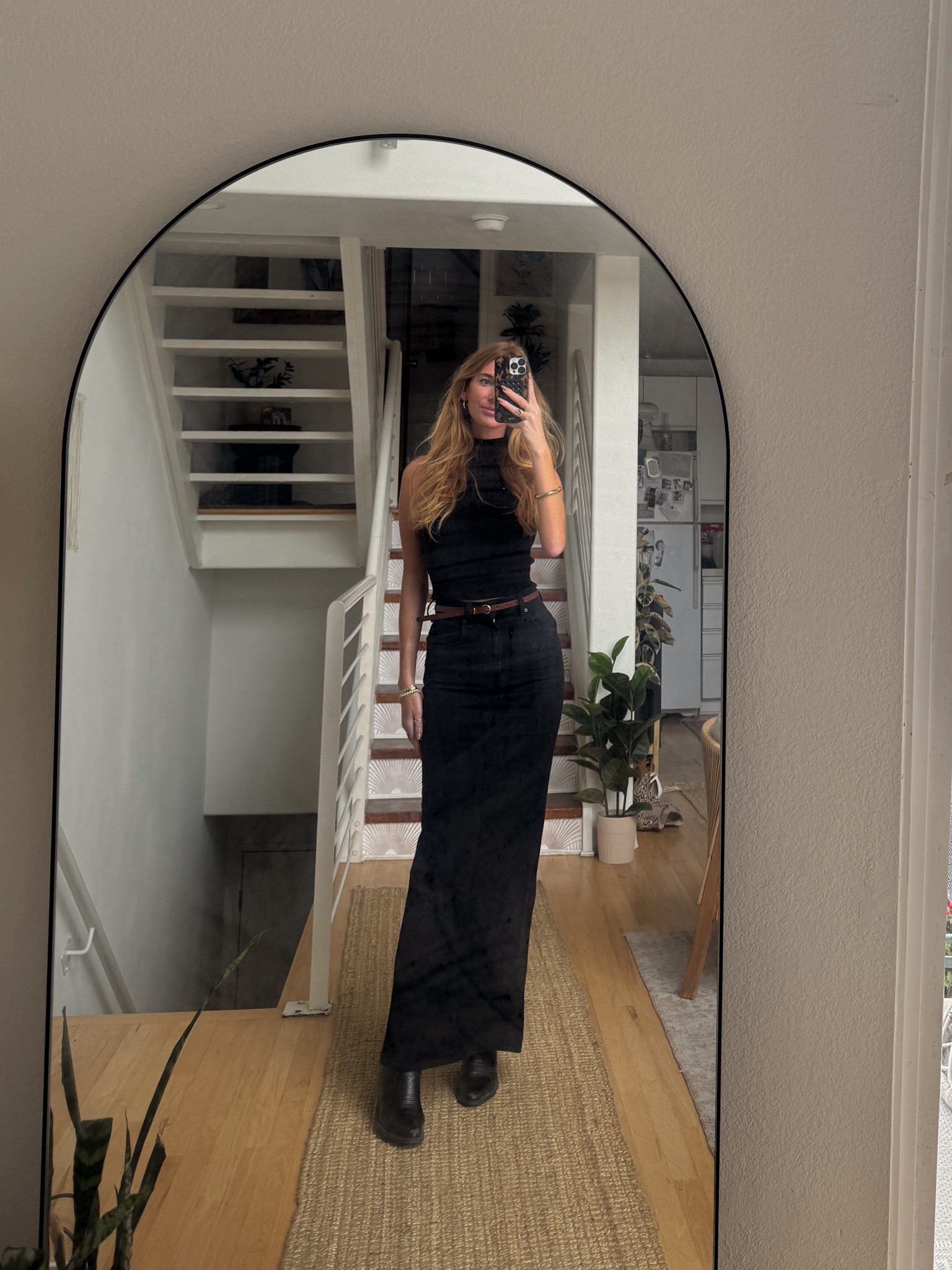 We love a monochrome fall fit #monochrome #fallfashion #styleinspo 