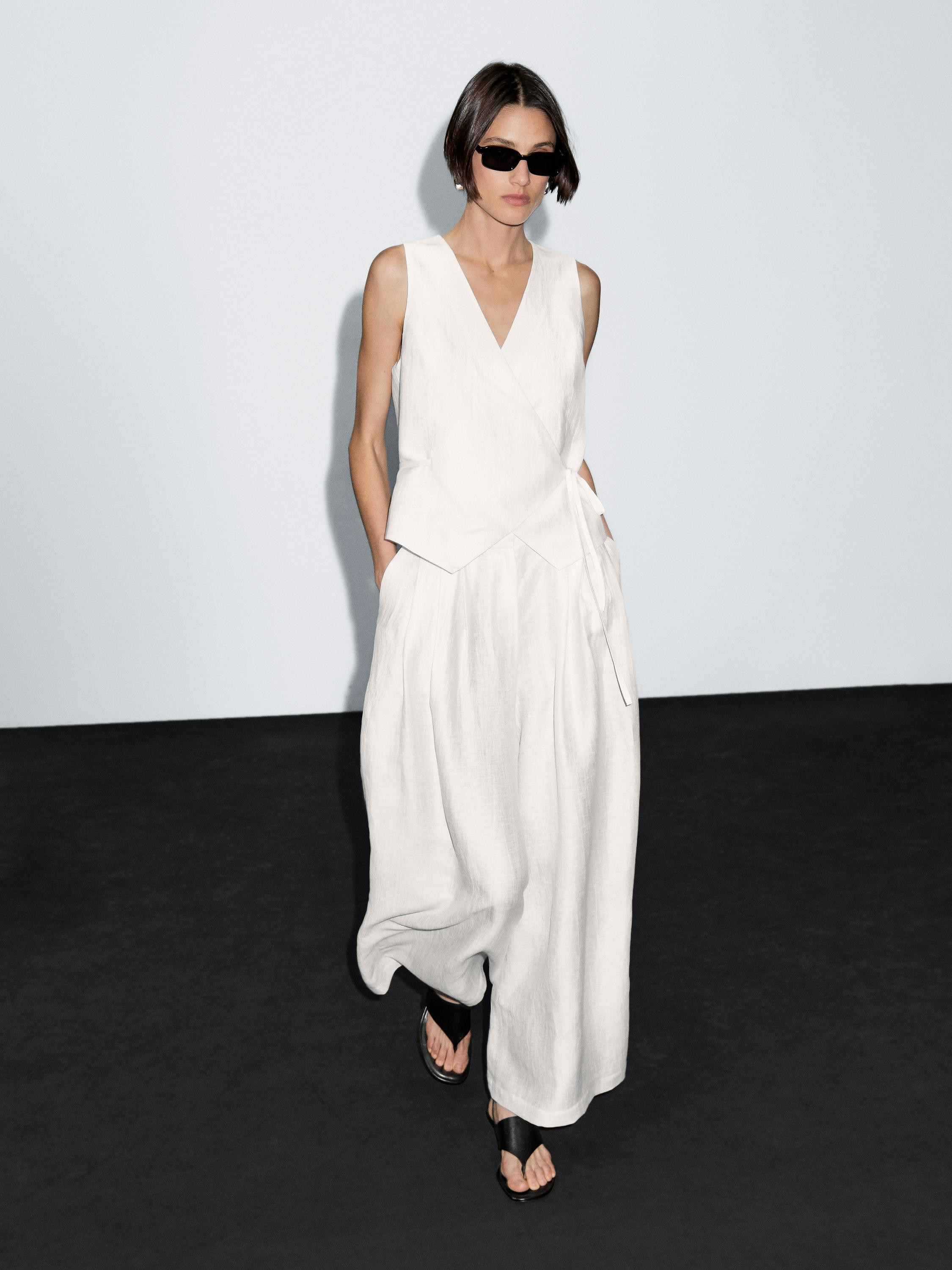 Wide-leg voluminous linen blend trousers | Massimo Dutti US