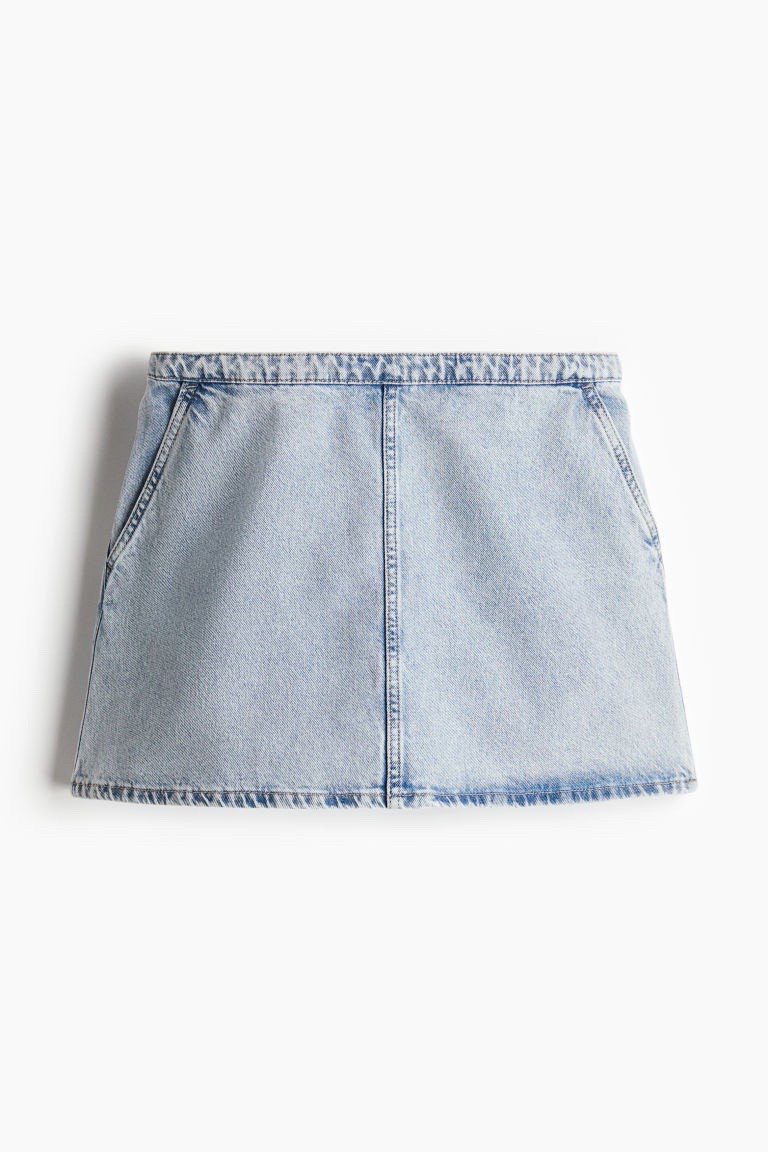 Jean skirt
Size- 4

#LTKStyleTip #LTKSeasonal #LTKSaleAlert