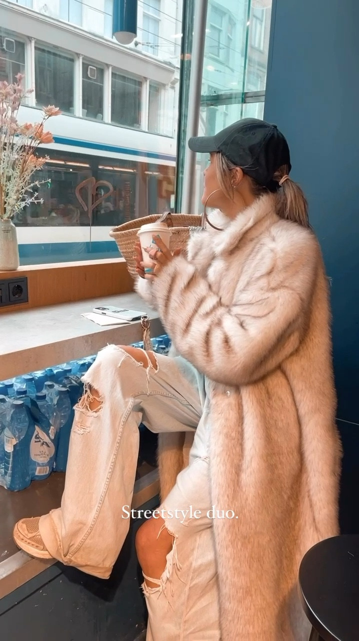 faux fur coats & baseball caps 💕💕

#LTKFindsUnder100 #LTKStyleTip #LTKFindsUnder50