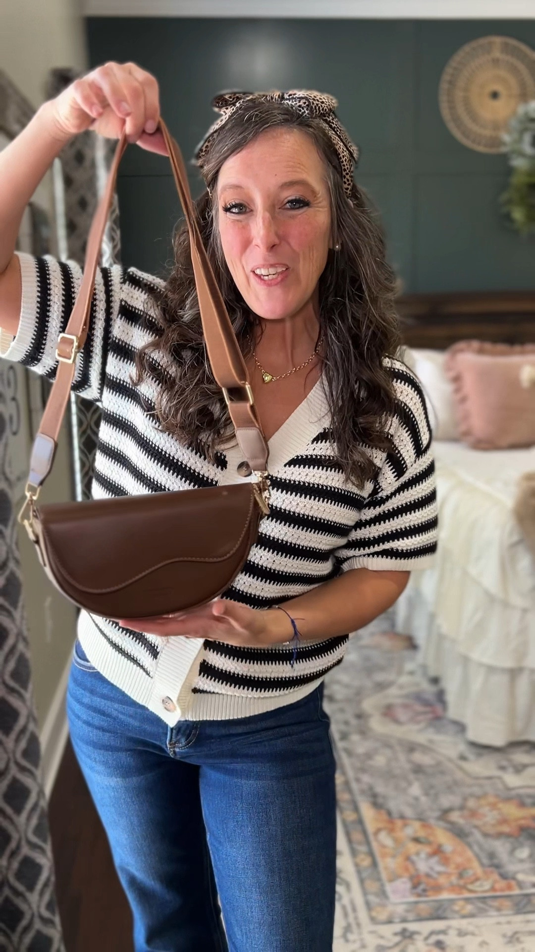 Cutest shoulder bag 🤌🏼

Purse, shoulder bag, crossbody bag, accessory

#LTKmomlife #LTKTravel