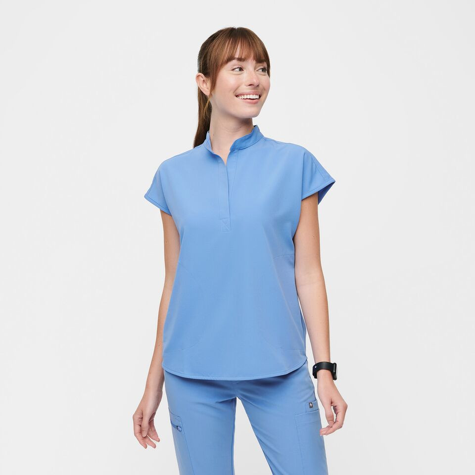 Women's Rafaela Oversized Scrub Top™ - Ceil Blue · FIGS | FIGS