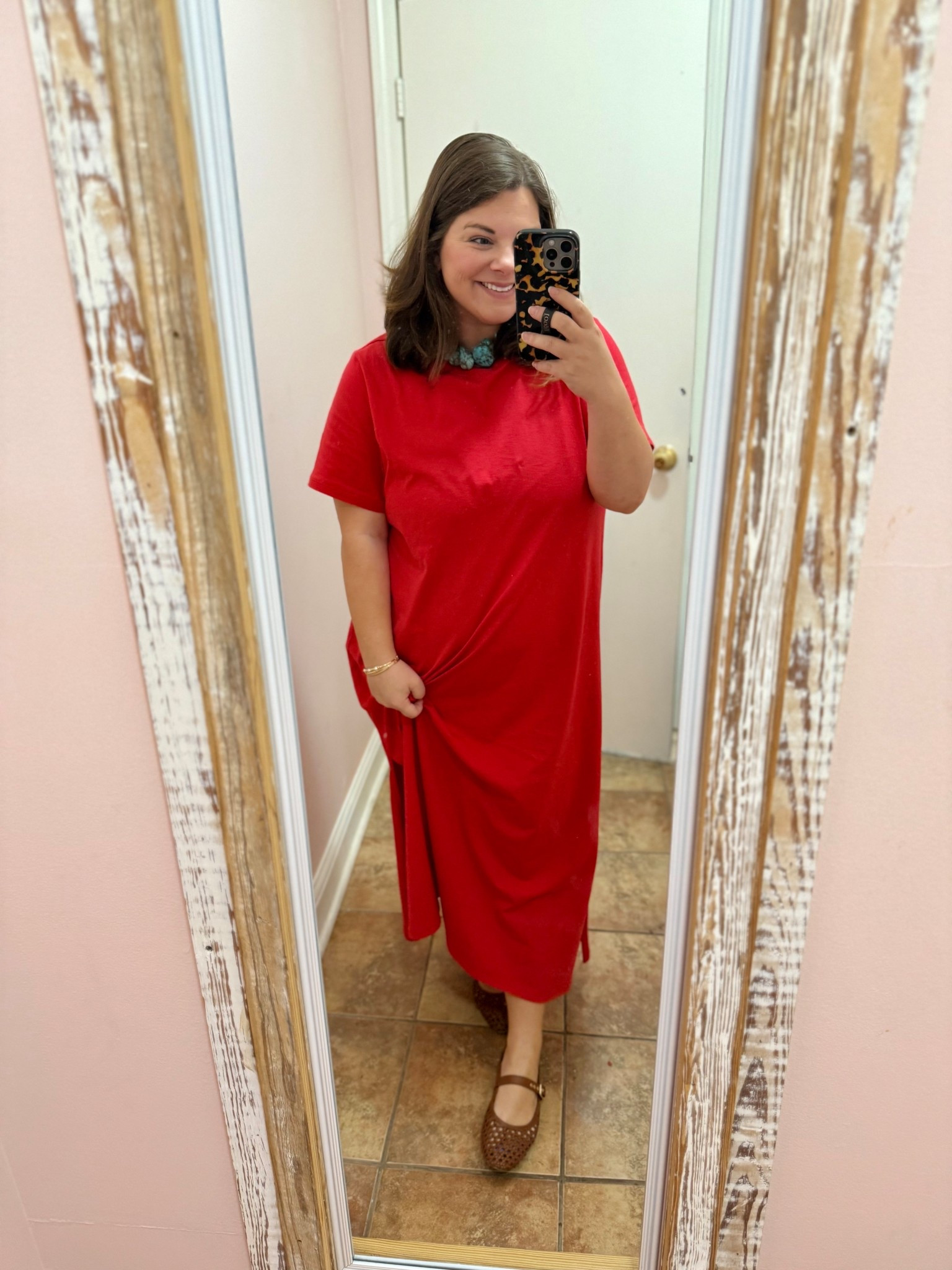Work selfie in my favorite new throw on and go maxi 🙌🏻🙌🏻 wearing the size XL Petite 