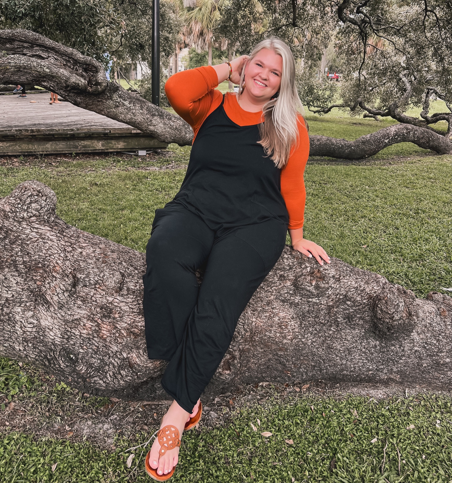 Comfy and cute happy October 1st! Wearing a xxl in both 

#LTKsalealert #LTKSeasonal #LTKplussize