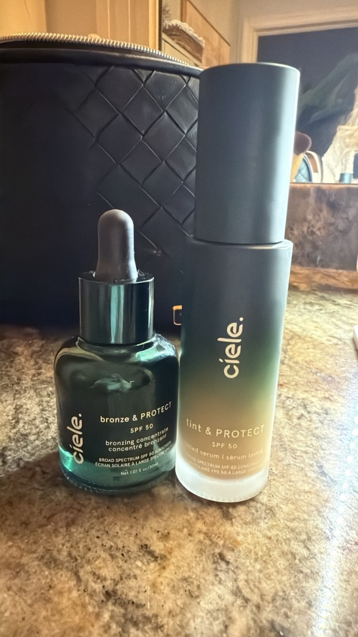 Staples in my skincare/ makeup routine 