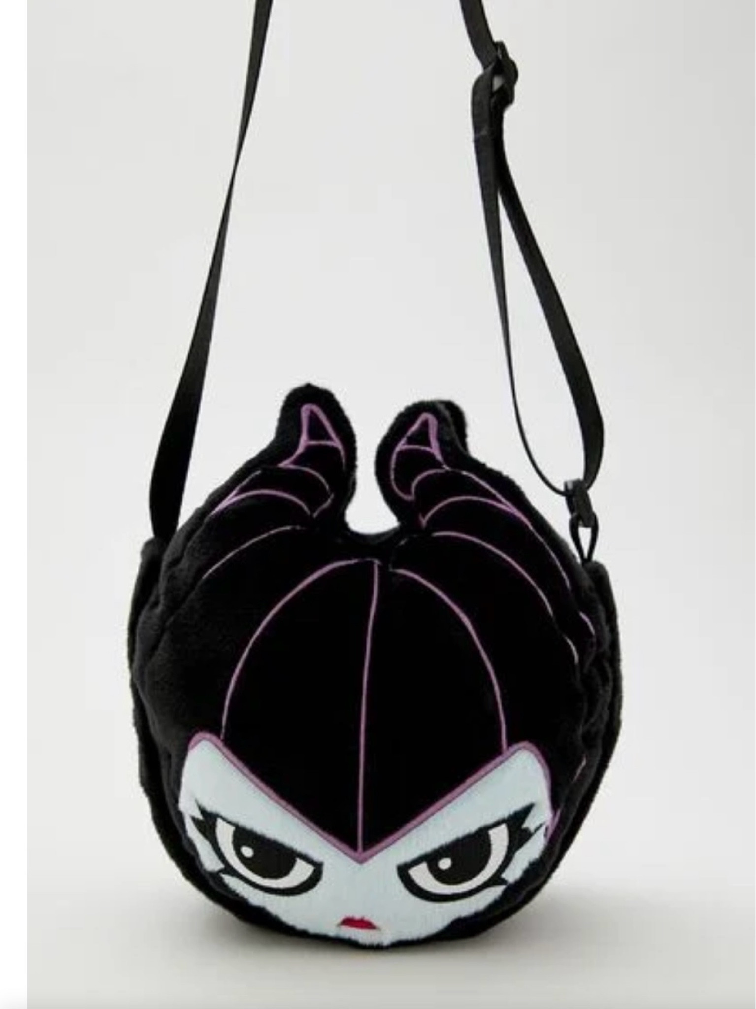 Malificent bag #disney #disneyvillians 