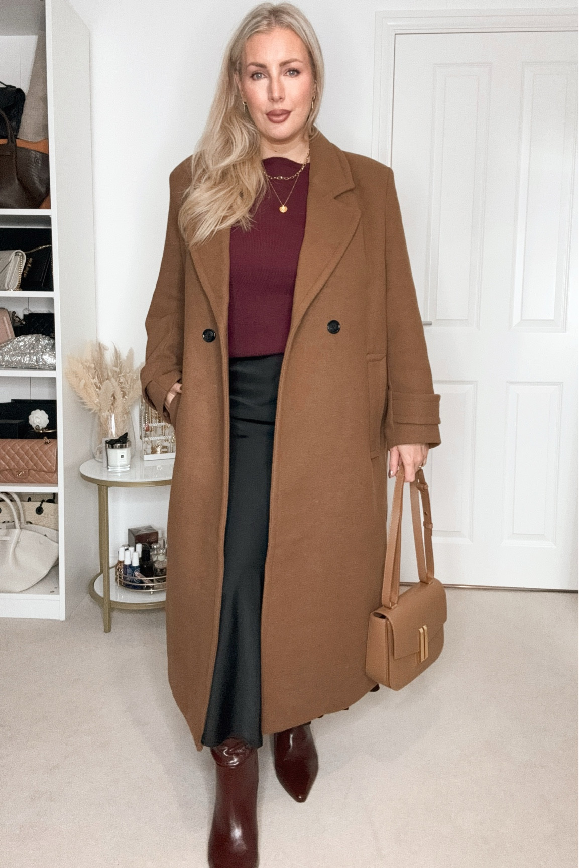 Winter fit. Jumper is out of stock so I’ve linked some alternatives 🎄

#LTKcurves #LTKWinterSale #LTKgrwm