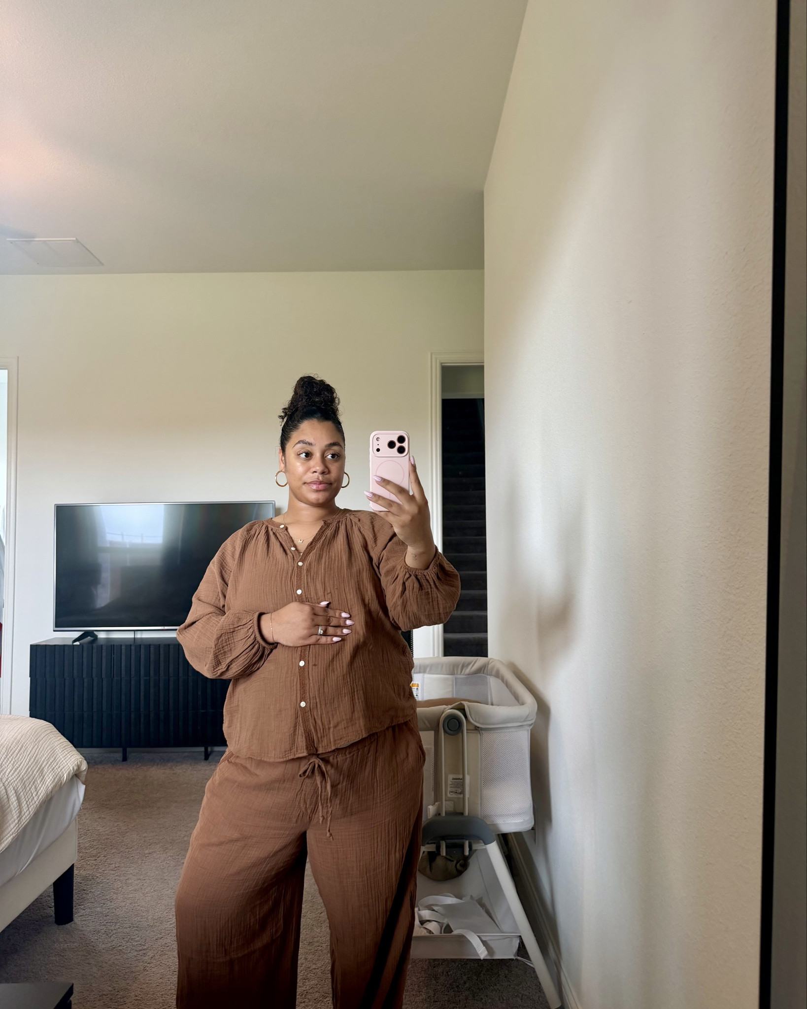 A comfy brown set for Friday. 🤎

#LTKgrwm #LTKootd #LTKmomlife