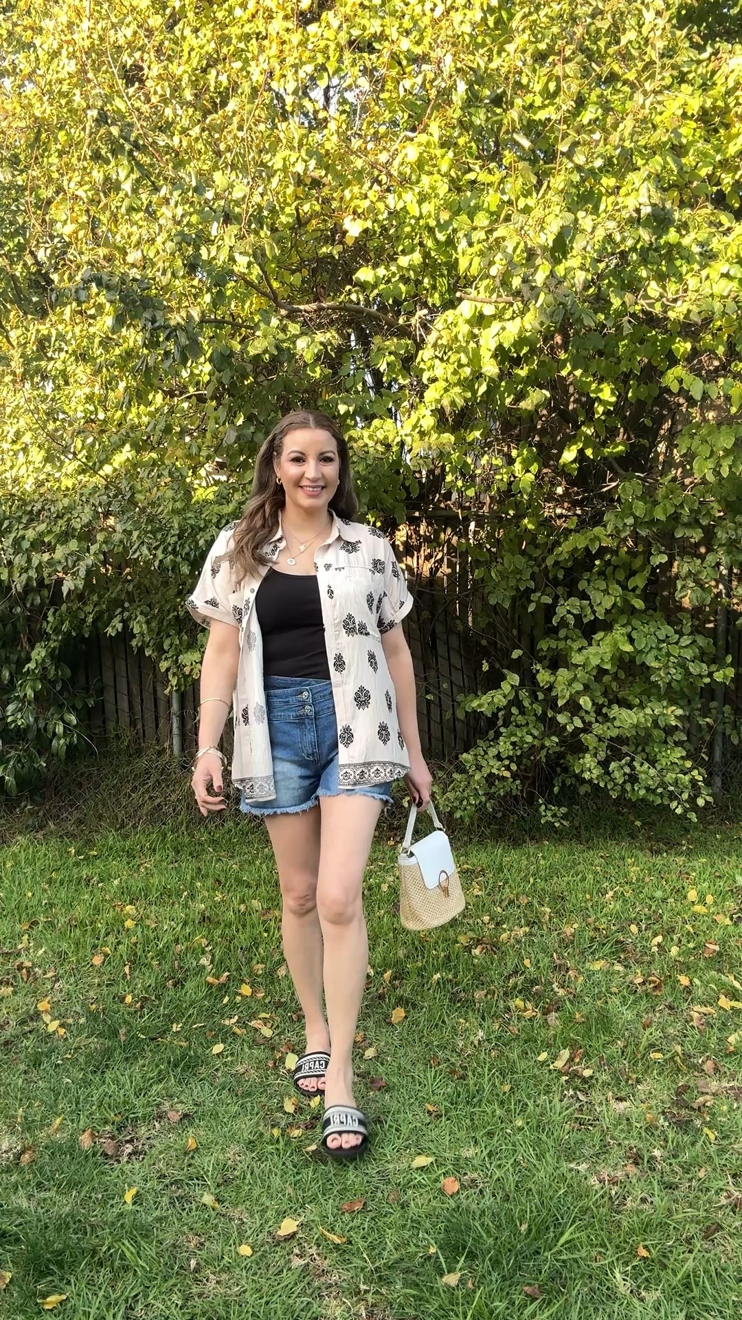 Women’s Short Sleeve Summer Shirts, V Neck, with Buttons, for Work, Vacation, Hawaii, with Pockets.
Size:M
Very comfortable  

#LTKSeasonal #LTKMidsize #LTKSaleAlert