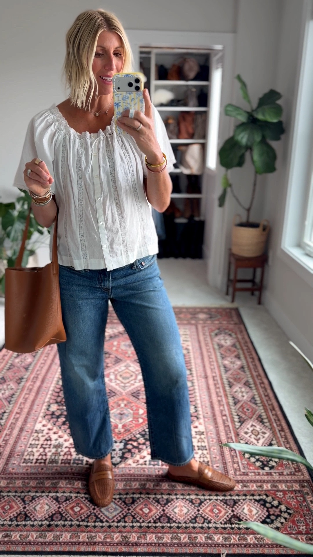 If you don’t already own a classic pair of ankle length straight leg jeans…￼
This is your reminder that they are the most versatile style and go with all the shoes!
Love this medium wash.
Mid-rise fit, 100% cotton, fits tts.

I’m 5’10” wearing a size 30 (I’m currently 26 weeks pregnant)

#LTKootd #LTKOver40 #LTKMidsize