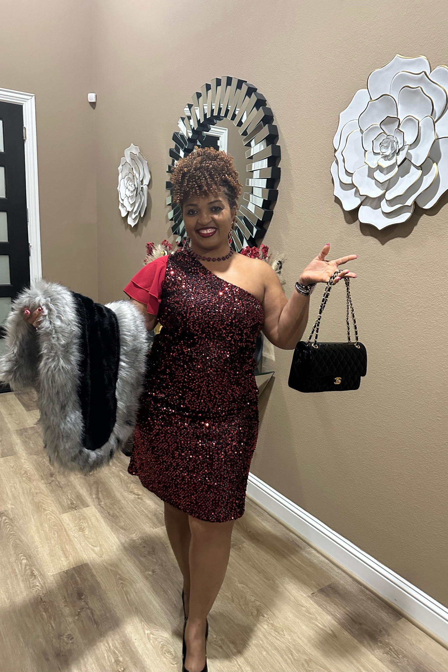 Shawl to use as a cover for an Evening dress. Elegant and classy!

#LTKstyletip #LTKover40 #LTKparties