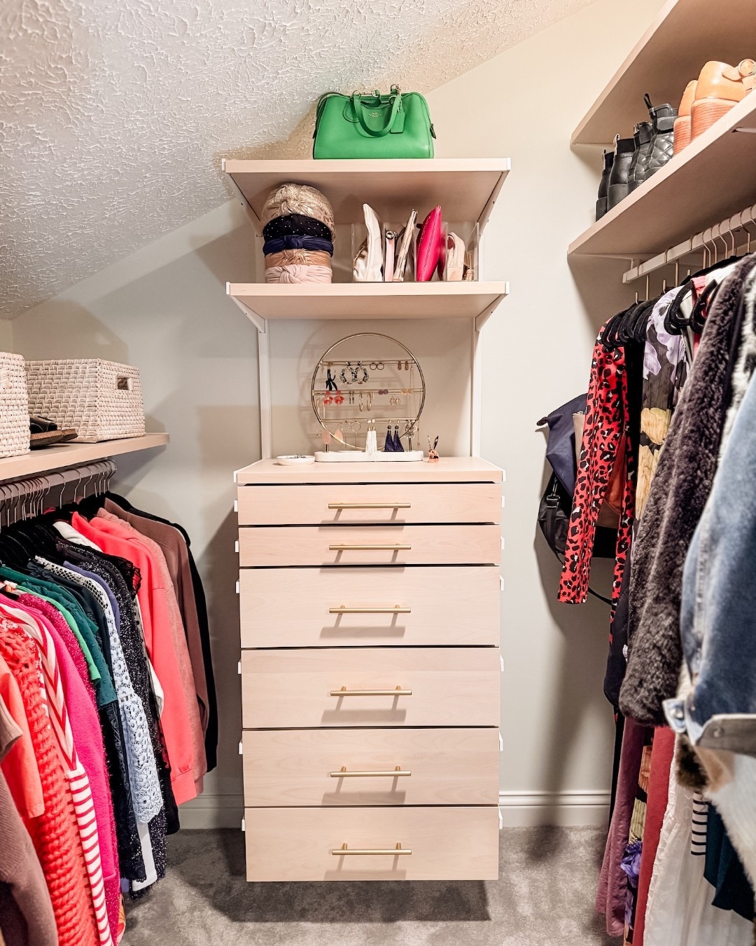 👗135 outfits.

That’s how many the average American already owns—yet we still spend $1,445 a year on clothing and shoes. 😳

(Source: @joshuabecker)

We’re not here to judge—we’re here to edit. Because mindless shopping leads to jammed closets and still… “nothing to wear.”

Let’s flip the script and shop smart, not more:

✨ Try a capsule wardrobe: Curate pieces you LOVE that mix + match effortlessly.

✨ Rent for the trend: Test styles before you commit—services like Nuuly and Rent the Runway let you do just that.

✨ Donate with impact: Give your pre-loved pieces a second life. Our Donation Guide (linked in our bio) is full of local spots that would be thrilled to receive them.

Want help creating a closet that reflects your style AND your values?

✨ Book a Luxe Edit with Maria + @styleriotindy
✨ Or schedule a 1:1 Edit Session with our team—we’ll help you love what you own, and own what you love.