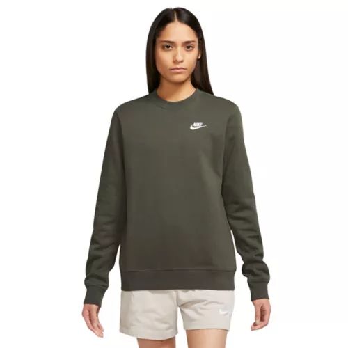 Women's Nike Sportswear Club Fleece Crewneck Sweatshirt | Scheels