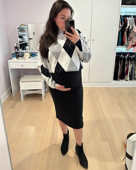 Todays maternity look for a work meeting. Would also make a great holiday outfit that is bump friendly! The skirt is maternity size S and I’m wearing my regular XS in the cropped sweater. 

#LTKbump #LTKHoliday #LTKworkwear