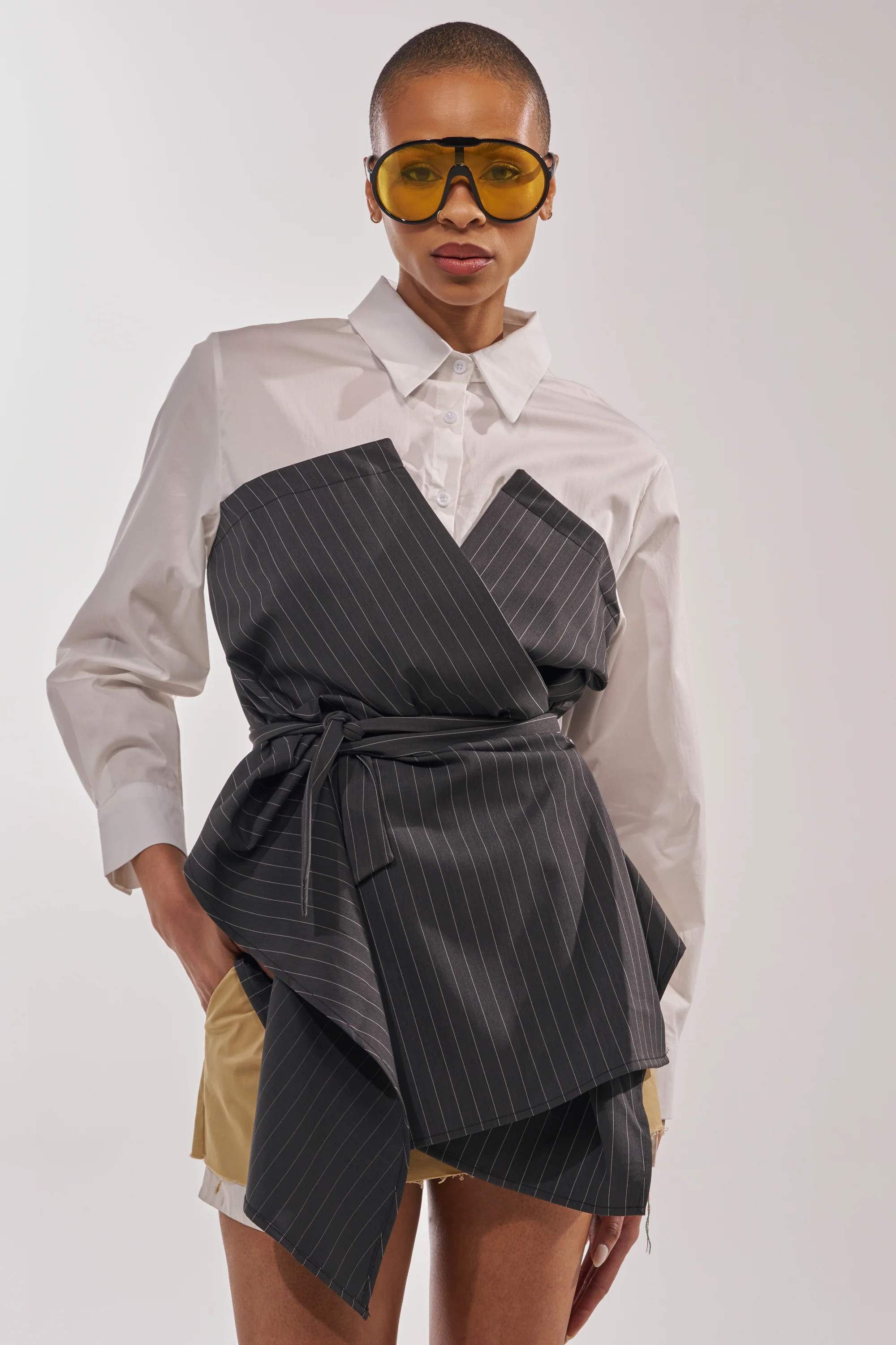 BUSINESS ONLY BUTTON DOWN | AKIRA