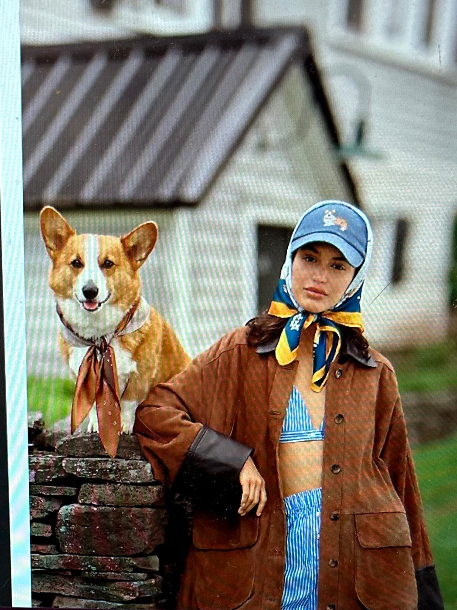 I can’t handle this sweet shot, but also how good is this suede barn jacket? perfect for heading into fall as the weather starts to crisp up 

#LTKSeasonal #LTKStyleTip #LTKWorkwear