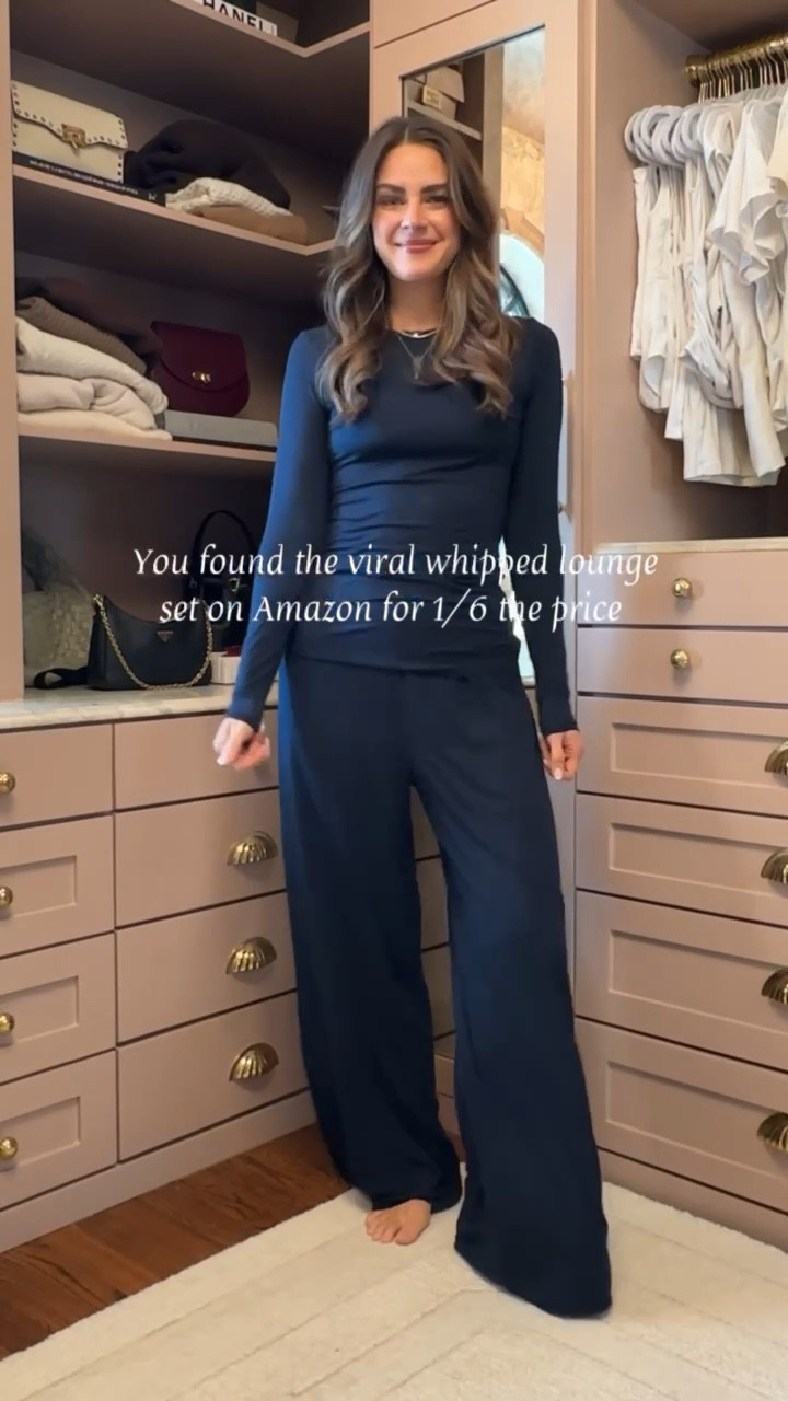 This was such a GOOD find on amazon and a look for less for Negative sleepwear.
Top - small
Bottoms - medium

Pajamas, loungewear, pjs, ootn

#LTKootd