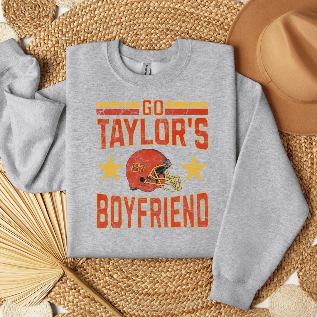 Swiftie Football Super Bowl Sweatshirt Kansas City Chiefs Football Tee Super Bowl Taylor Swift Tr... | Etsy (US)