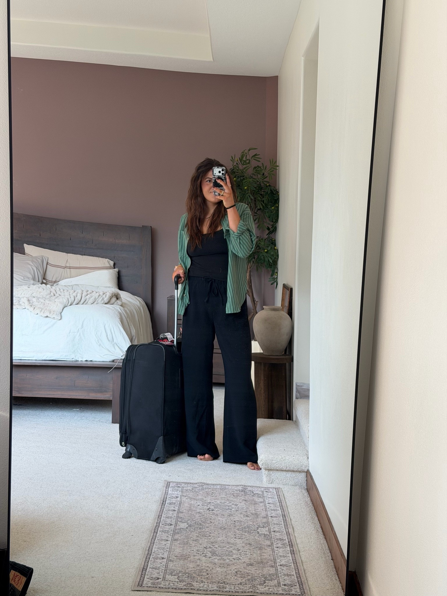 Airport outfit! 

Braless tank size xl
Flannel from Amazon large
@Aritzia pants size large

Midsize, size 12, size 14, mom style, curvy outfit, thick tummy approved

#LTKCon #LTKTravel