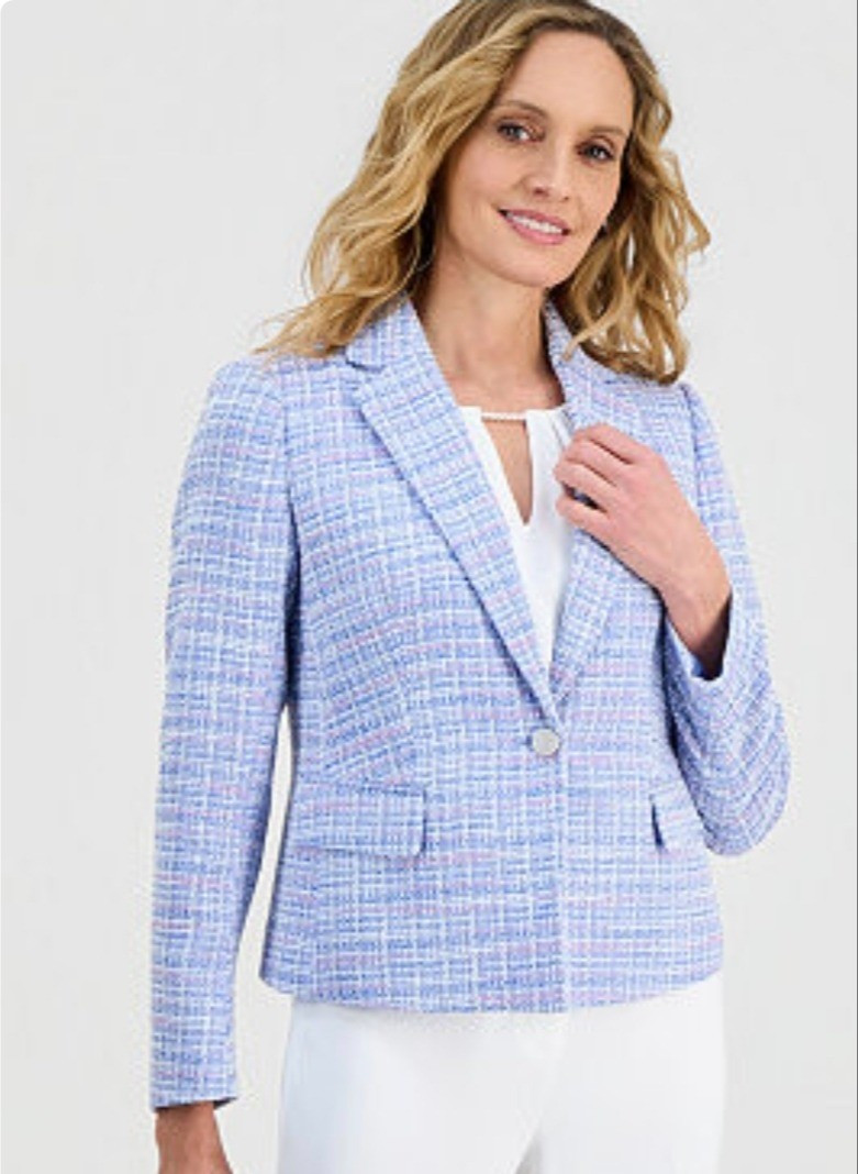 Petite womens tweed one button blazer for spring.

#LTKPetite #LTKMidsize