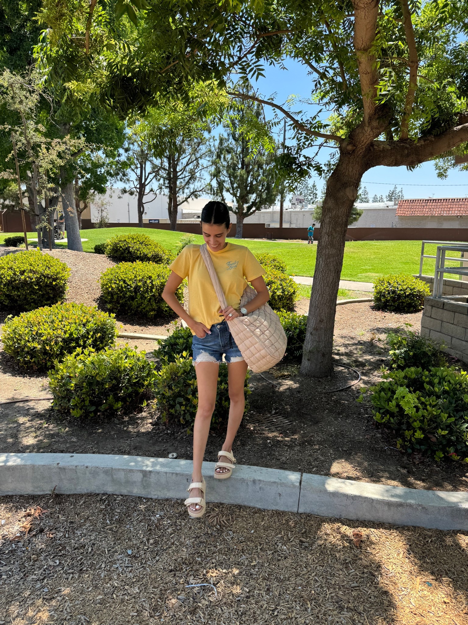 Park mom ootd 