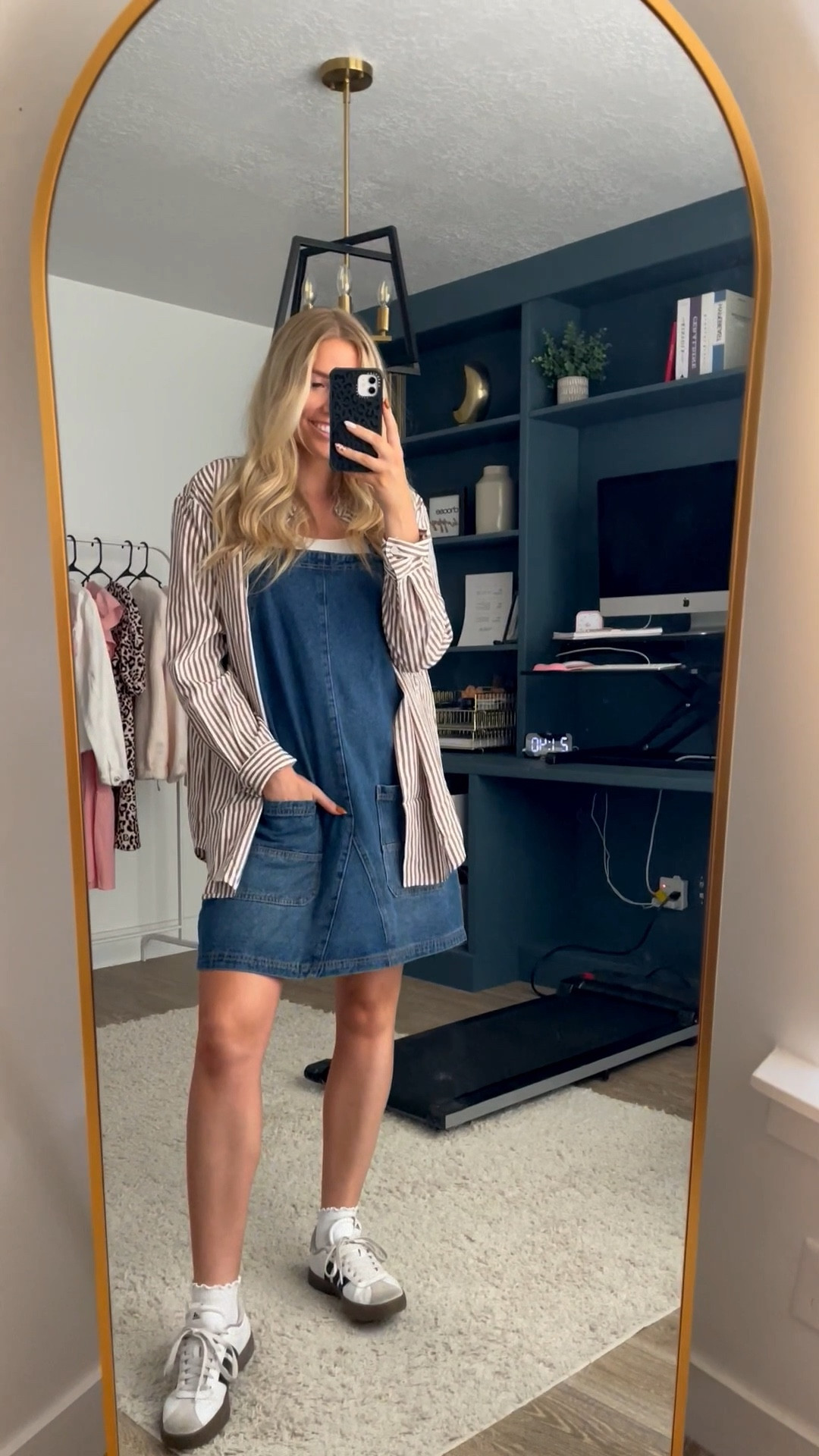 but friendly fall teacher outfit!
denim jumper: sized up one to L
brown striped button up: wearing M
Adidas sneakers: true to size 

| fall outfit | denim dress | teacher outfit | bump friendly | pregnant 

#LTKWorkwear #LTKSeasonal #LTKBump