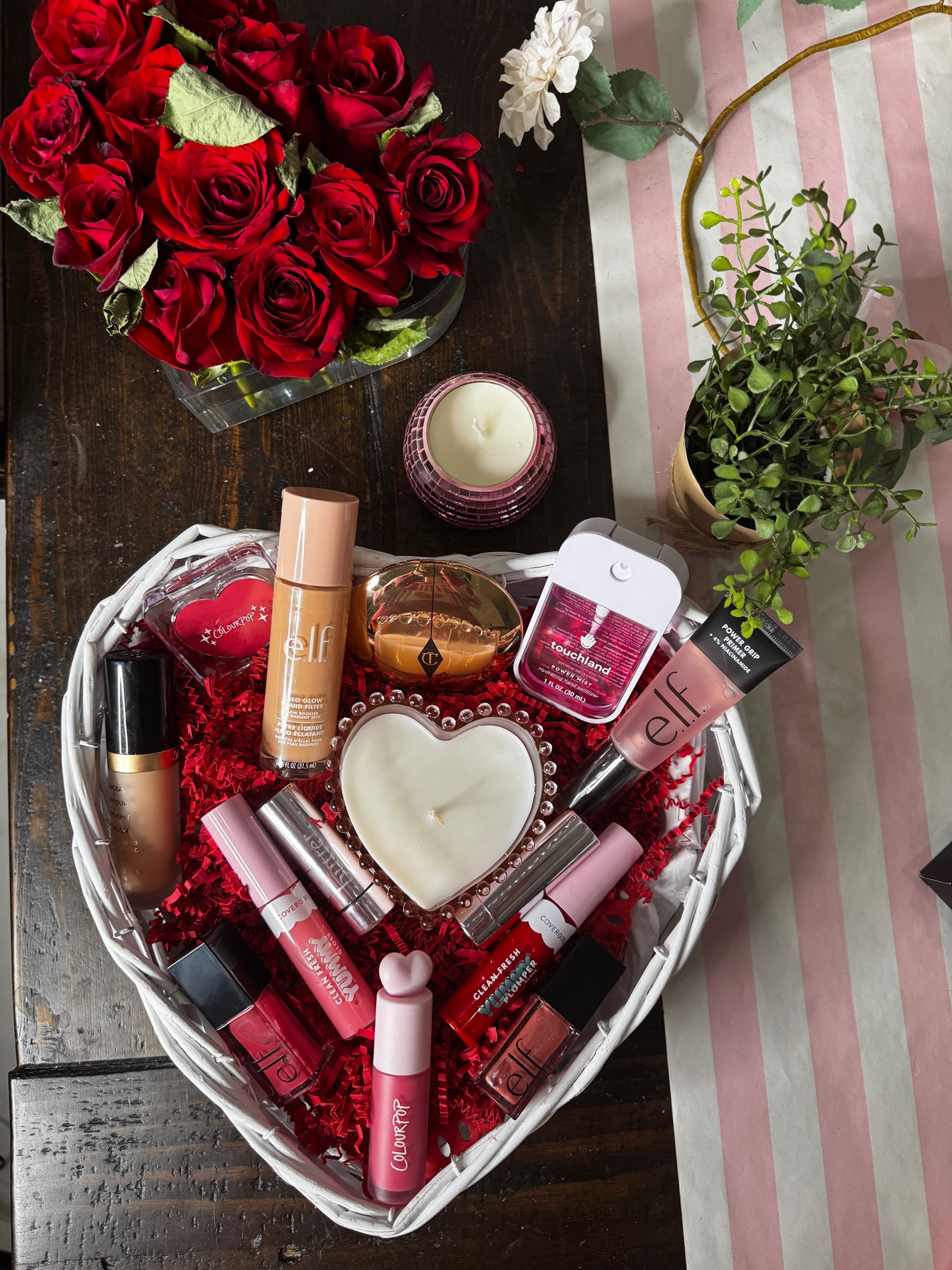 Makeup 💋

#LTKBeauty #LTKGiftGuide #LTKMostLoved