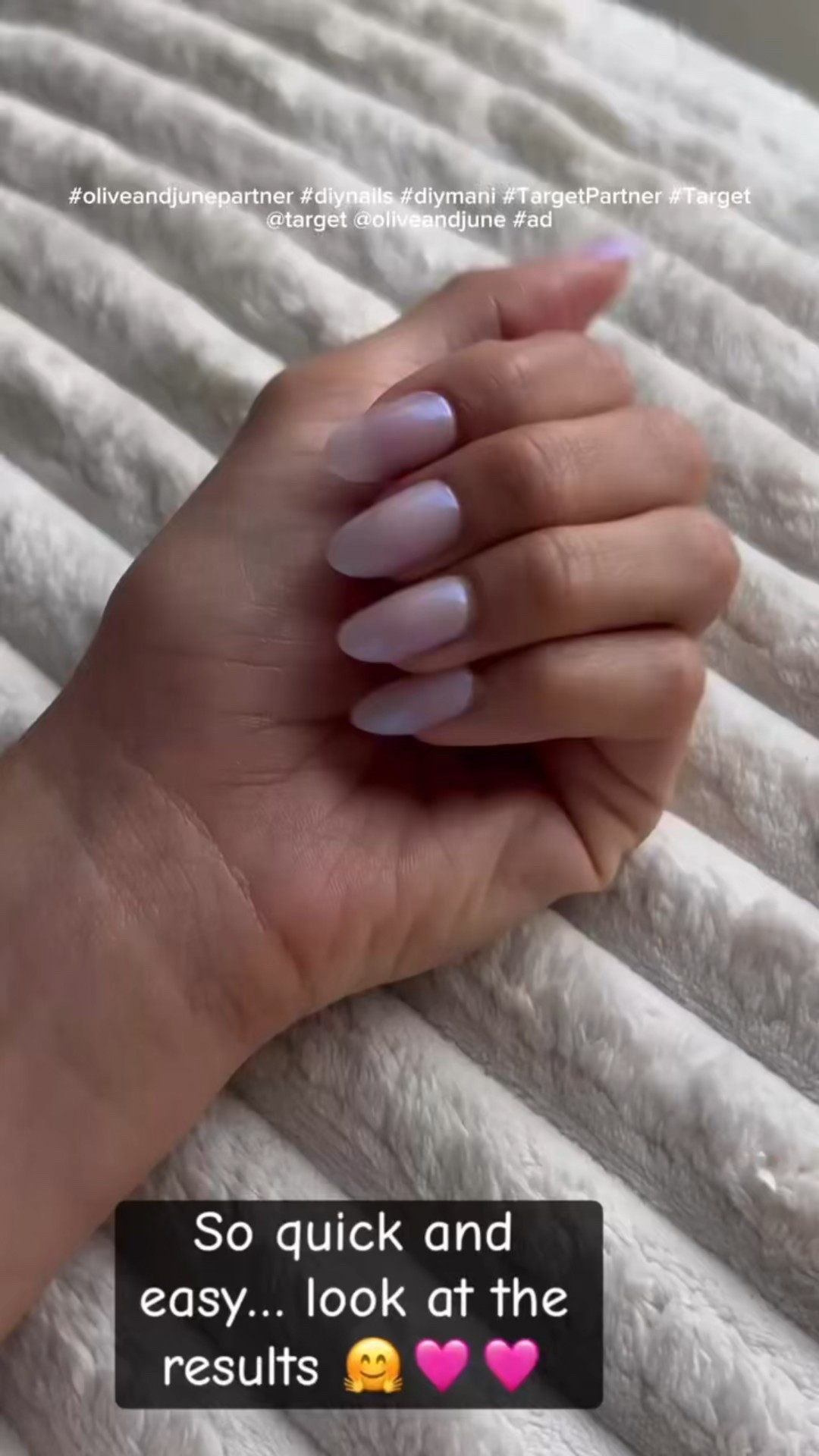 So quick and easy!!! I love these !! @target #target @oliveandjune 
 #ad #oliveandjunepartner, #diynails #diymani #TargetPartner #Target