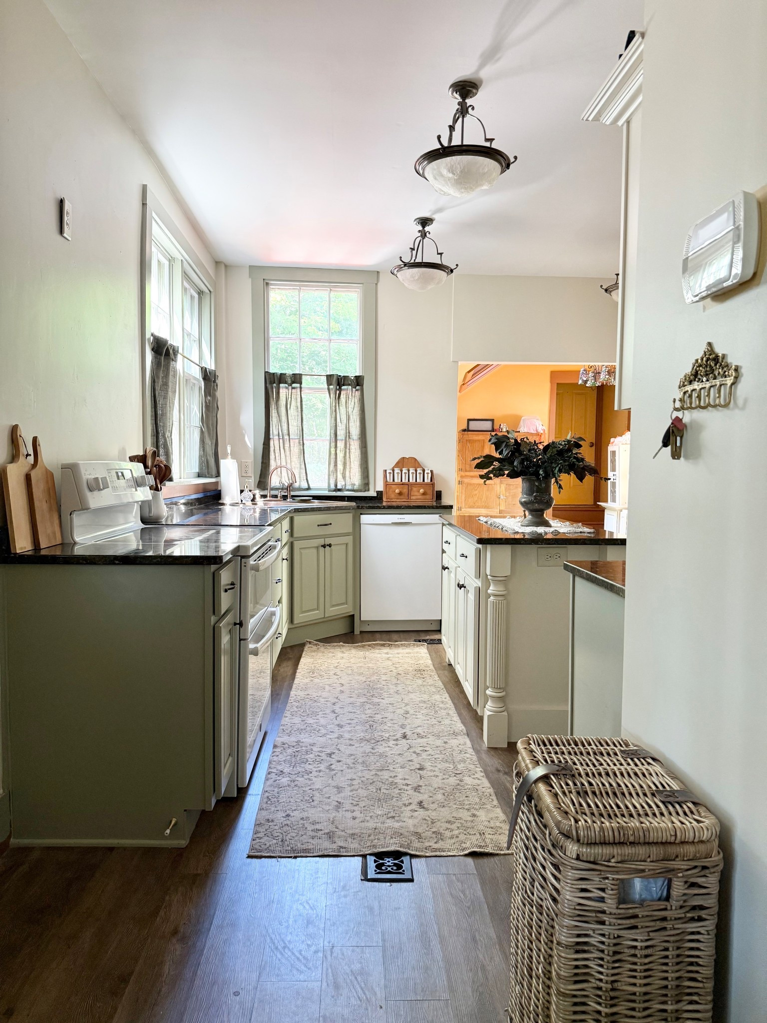 Sharing my favorite cafe curtains from Amazon 

#LTKSeasonal #LTKHome #LTKStyleTip