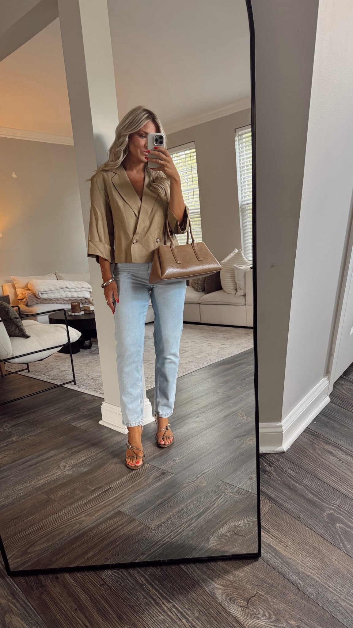 Date night outfit inspo perfect for anyone in their 30s! This linen blazer is sooo cute! Wearing a medium and 28 in jeans. 

#LTKSeasonal #LTKFindsUnder100 #LTKStyleTip