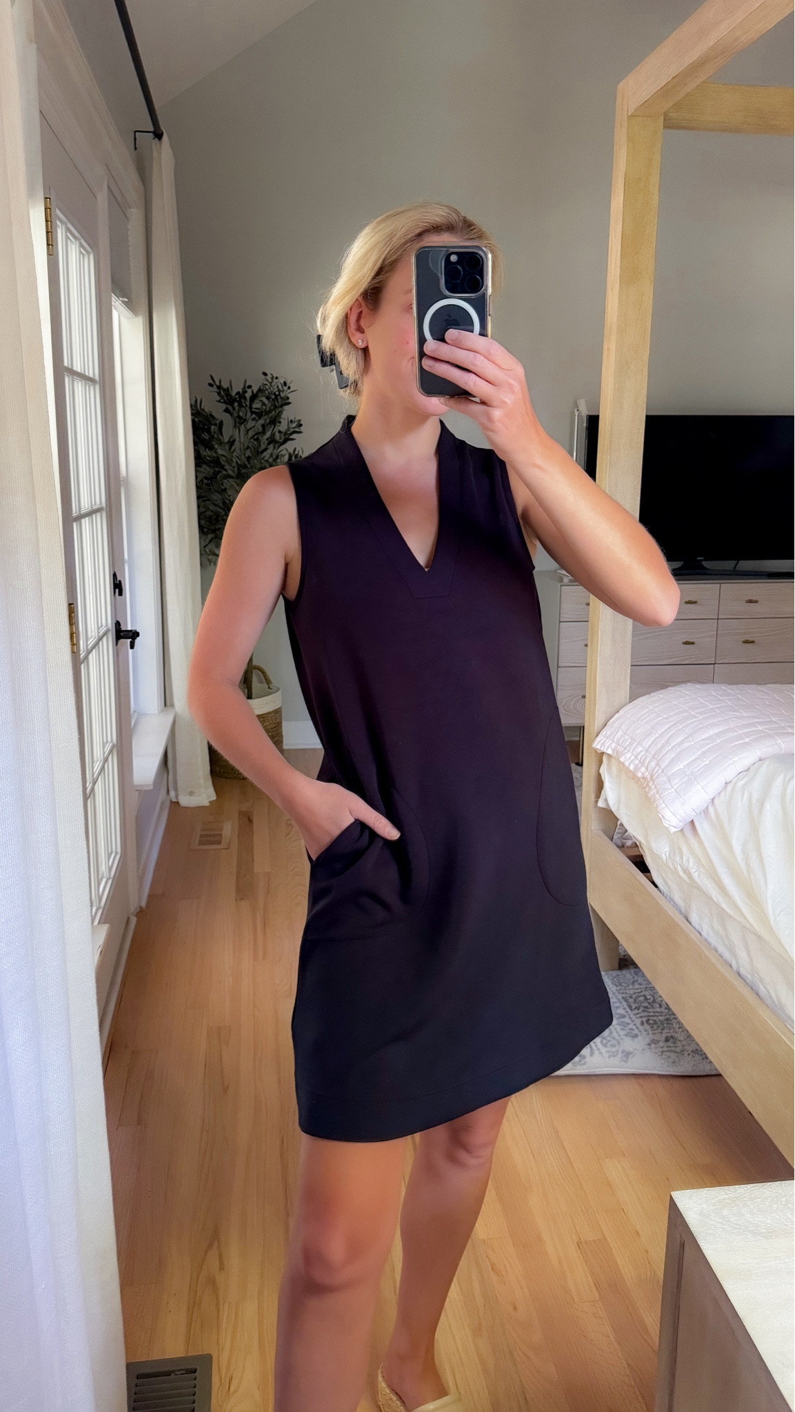 knee length dresses for ladies Morena Rosa Golden Bandage Dress