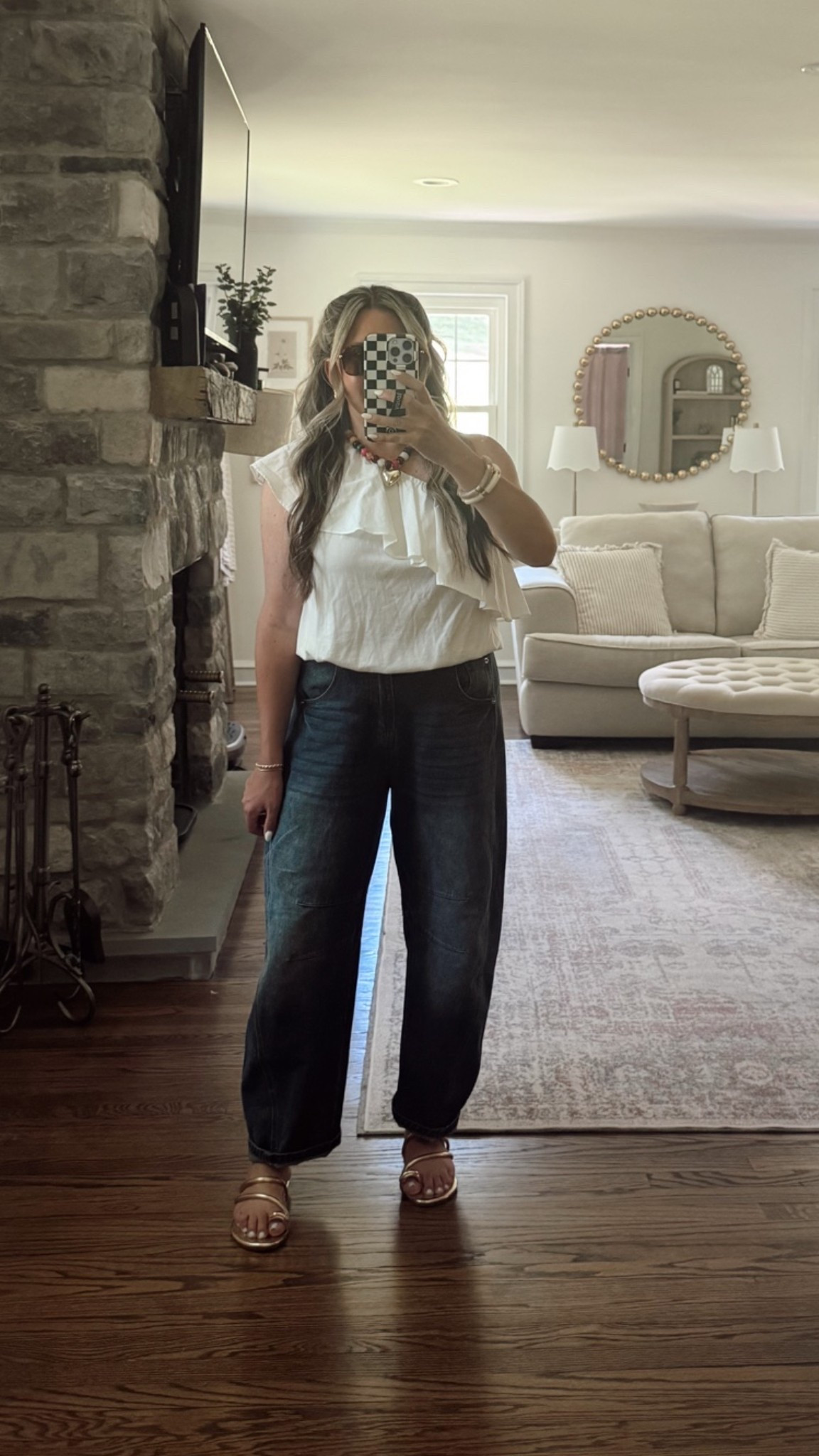 Such a good pair of barrel jeans! 
Summer outfits

On sale Amazon Prime

#LTKootd #LTKgrwm #LTKSaleAlert