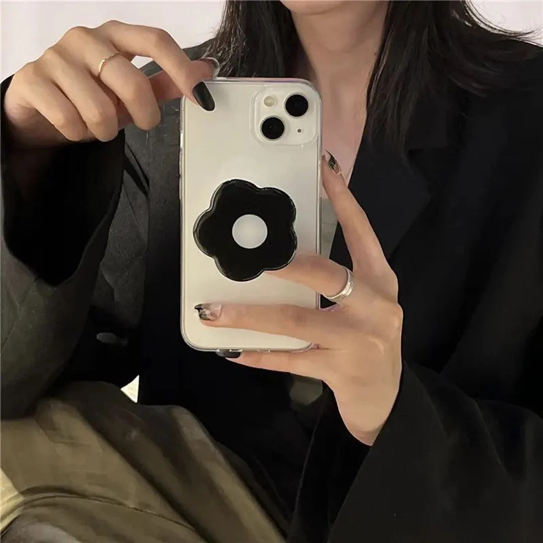 Flower phone case pop socket | Etsy (UK)