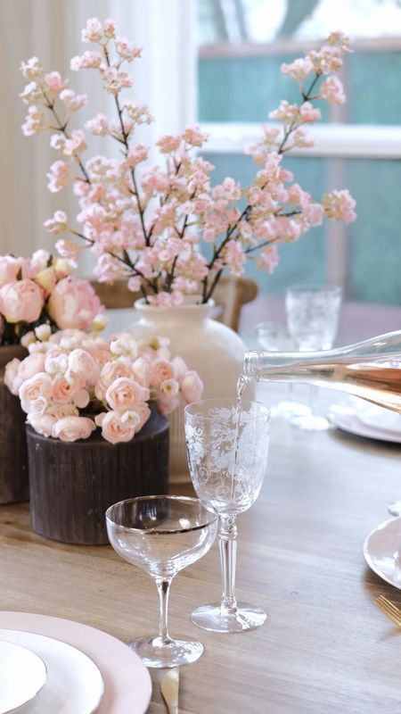 L O V E 💕 Any excuse for a beautiful table scape! 

What are your plans for Valentine’s Day, going out or staying in? 

Valentine Table Scape
Black vase
Walmart find
Faux flowers

#LTKhome #LTKSeasonal