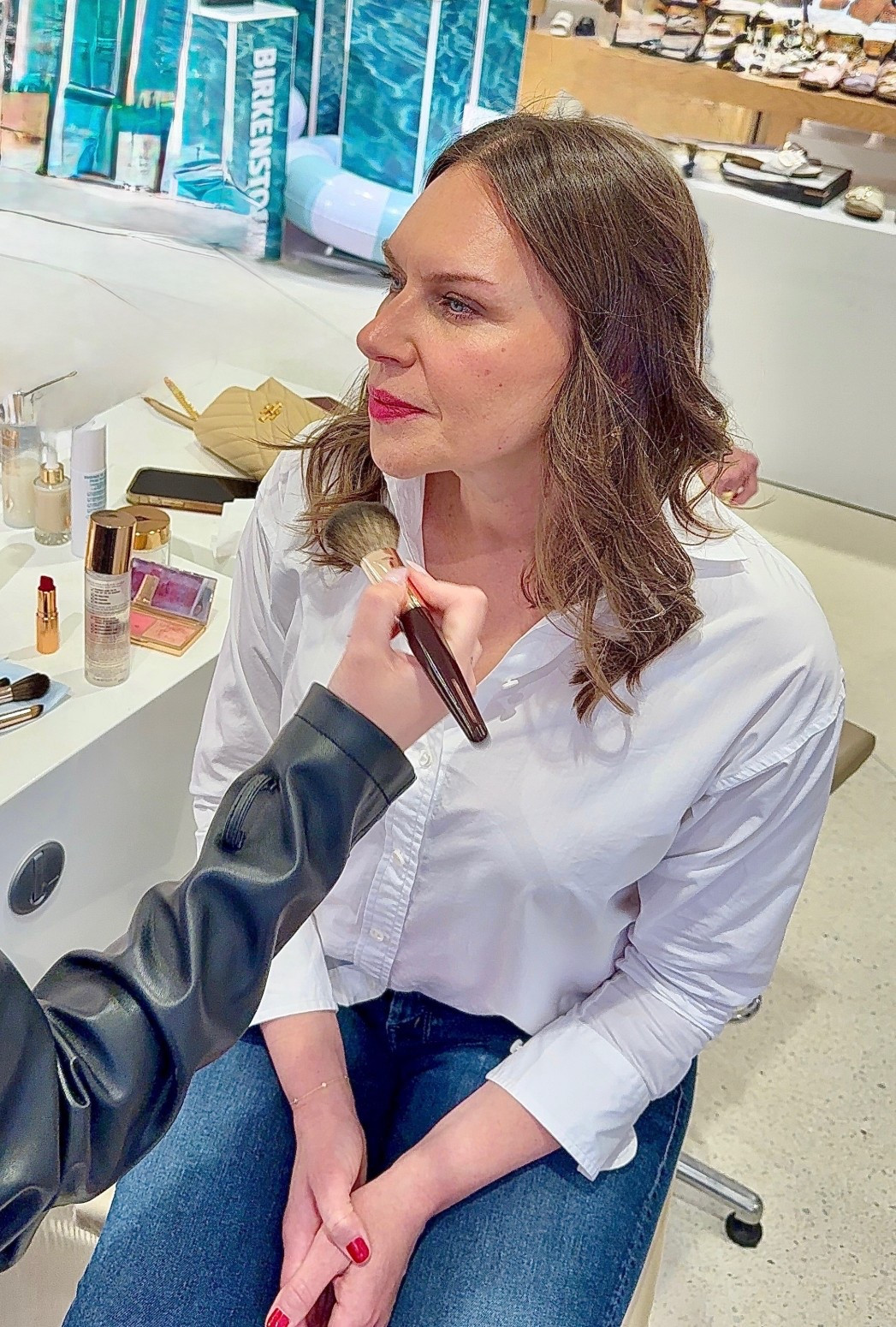 Fun fact: I love getting a makeover at the start of every season. A statement lip is everything! I’m obsessed with my Fall lip color!
.
#celebratesavvy
#fashionover40
#luxelife
#luxurytravelandfashioninfluencer
#nordstrombeauty
#fallmakeup
#falllip
#fallmakeover

#LTKBeauty #LTKSeasonal #LTKOver40