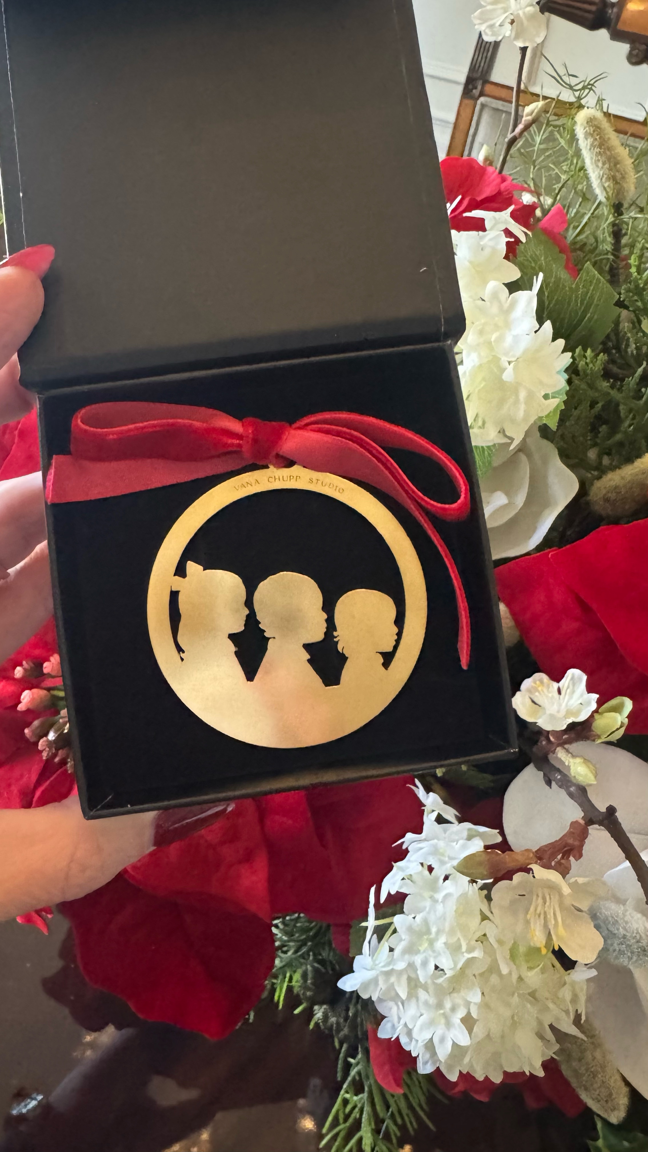 Looking for a special, sentimental gift this holiday season? These beautiful personalized silhouette ornaments are perfect for loved ones in your life. And 15% off for today only!