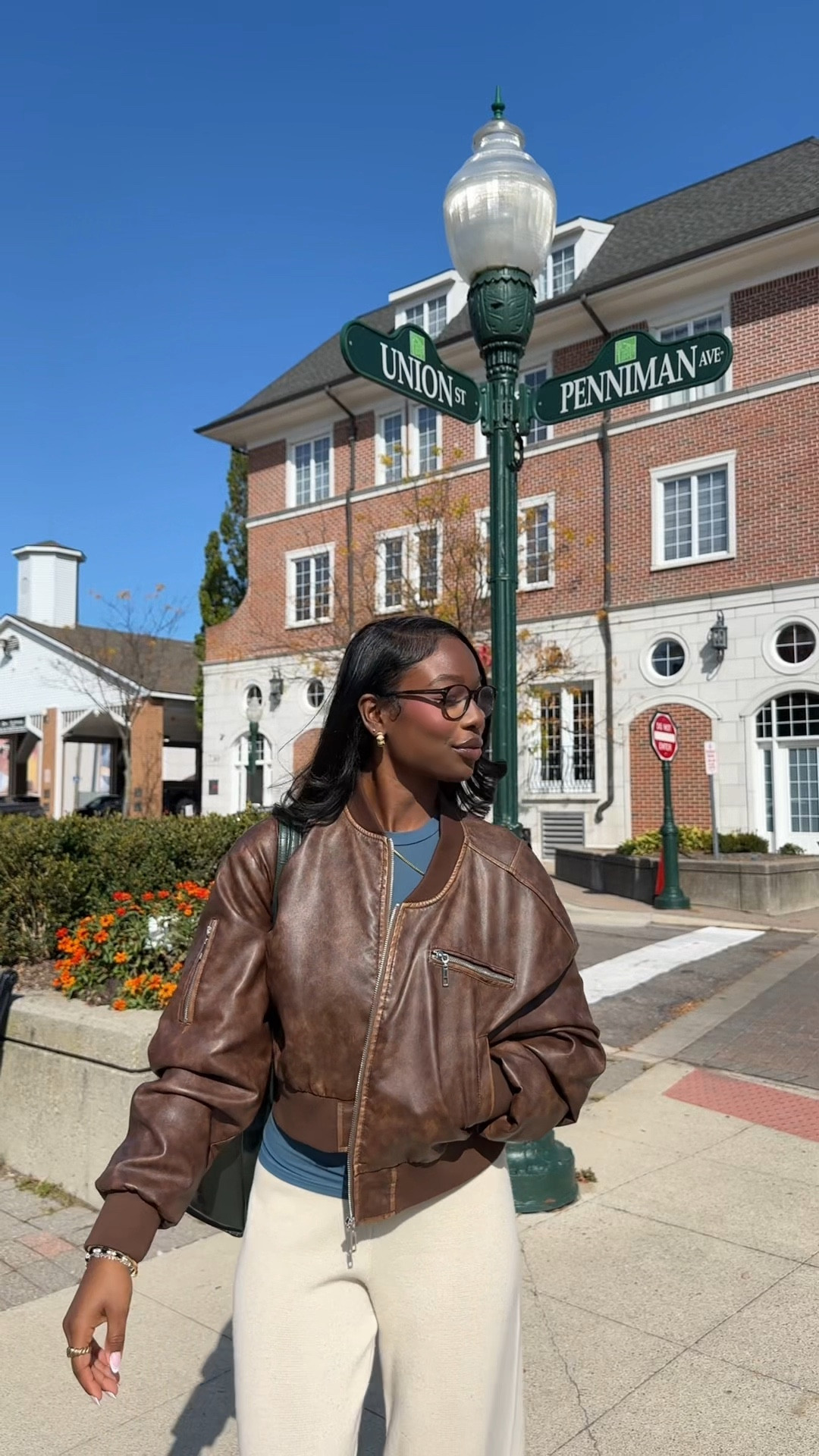 This leather jacket is perfect for fall, grab yours while it’s 50% off! 👀🍁

#LTKSaleAlert #LTKFindsUnder100 #LTKVideo